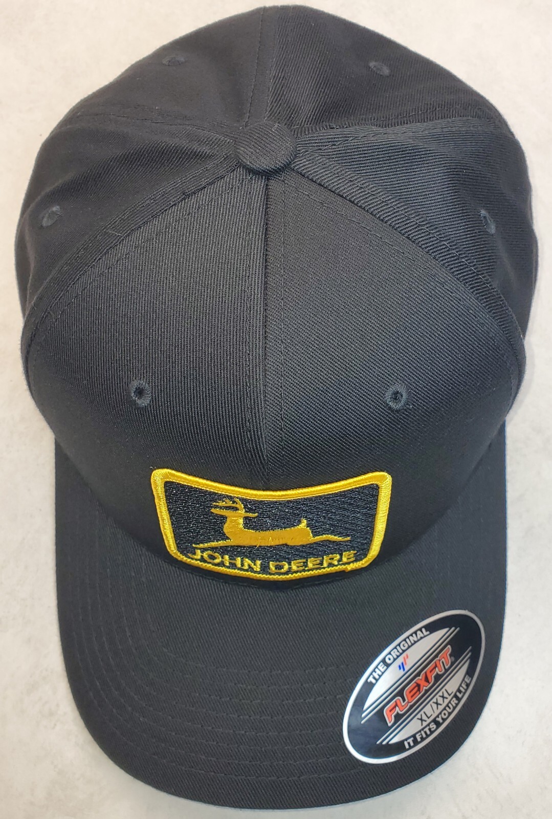 XXL / John Deere Patch Flexfit 6277 Combed Cotton Black XL/XXL 7 1/2″ – 8″