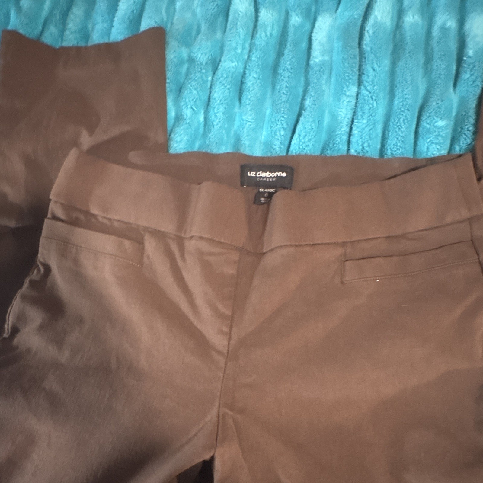 Liz Claiborne Women’s Brown pull on Dress PantRegular Size 8stretch w/waist flat