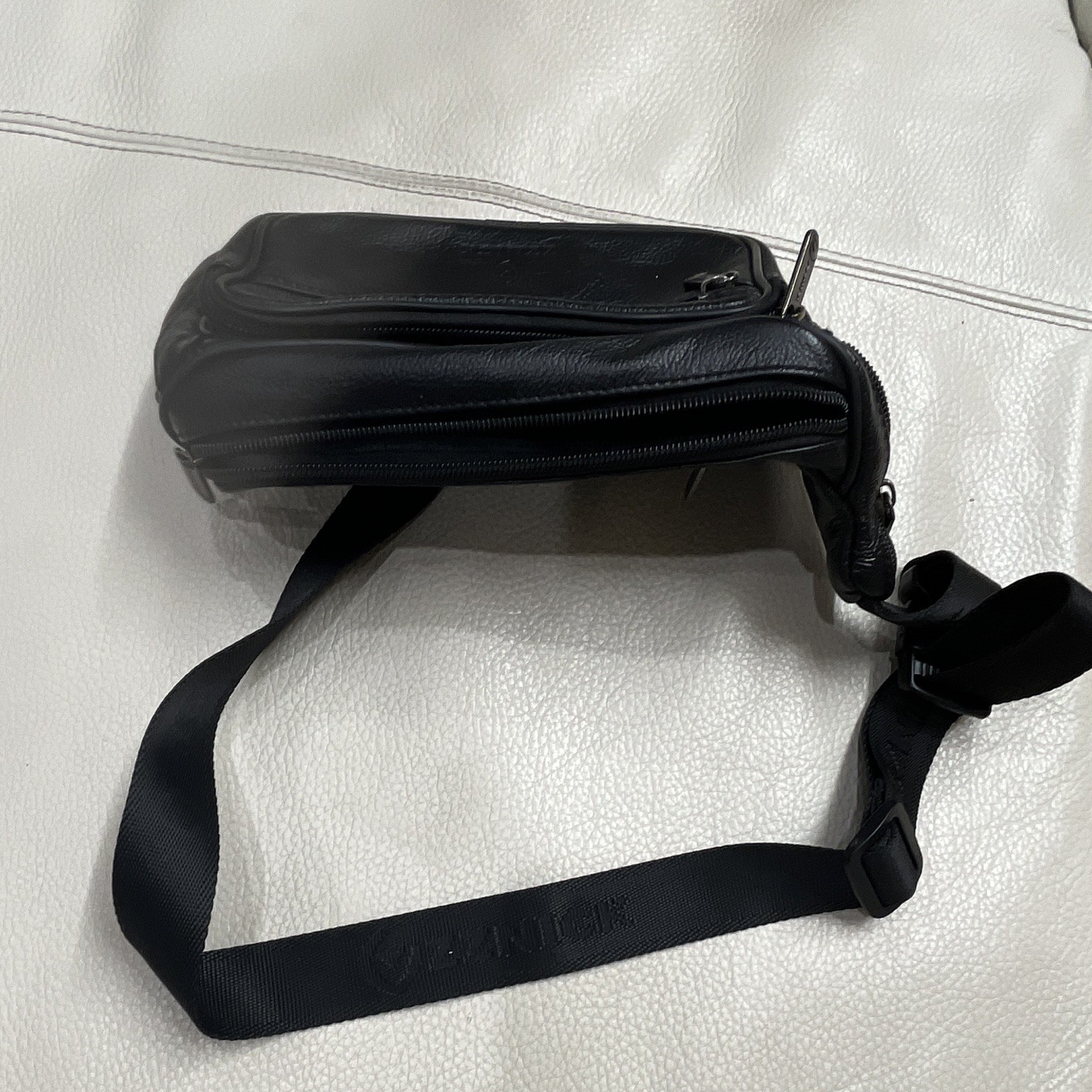 Zznick Black Belt Bag Fanny Pack Zip Closure Multi Pockets Adjustable Strap