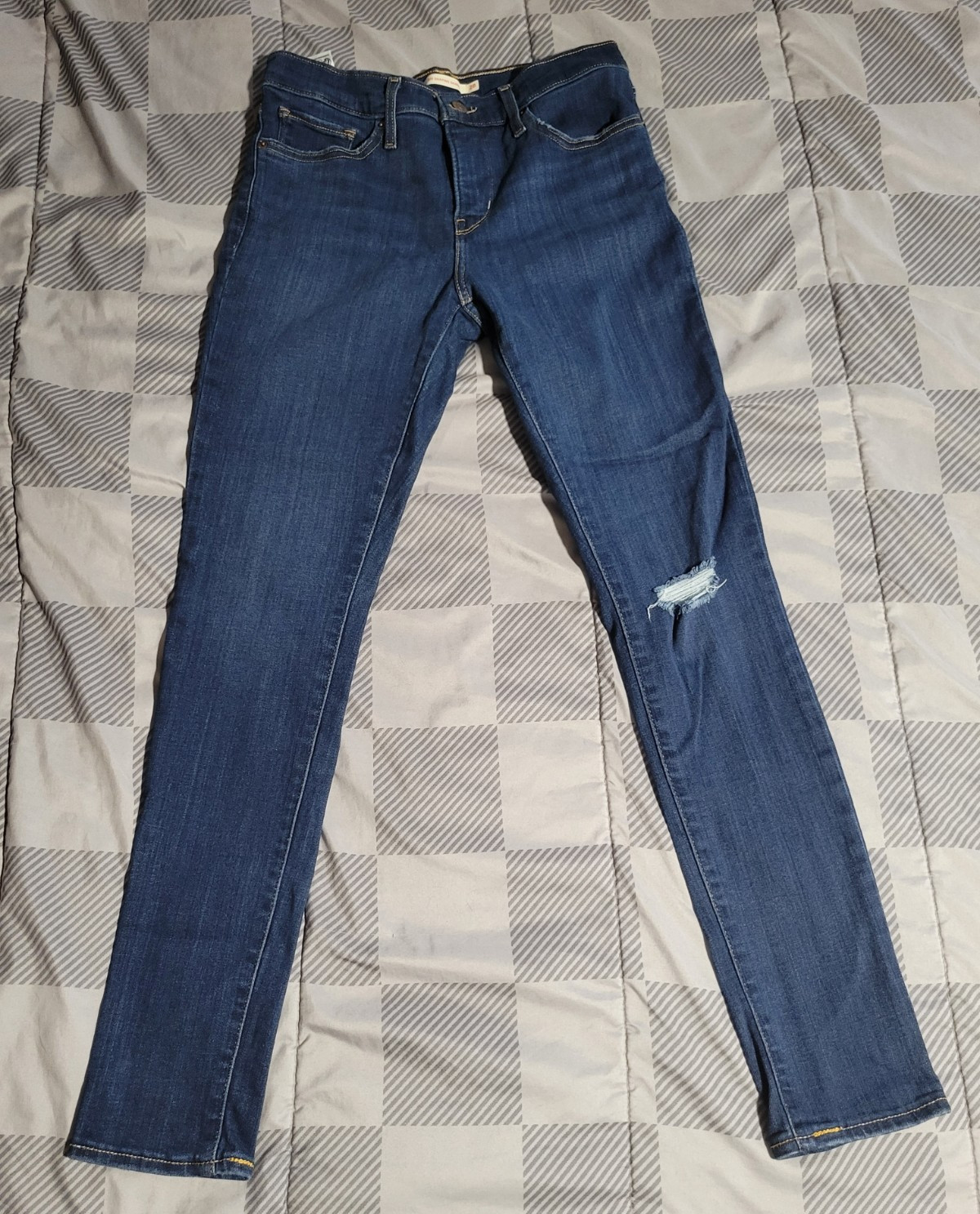 Levi’s 311 Shaping Skinny Jeans Women’s 28×30 Dark Blue Hyper Soft Stretch