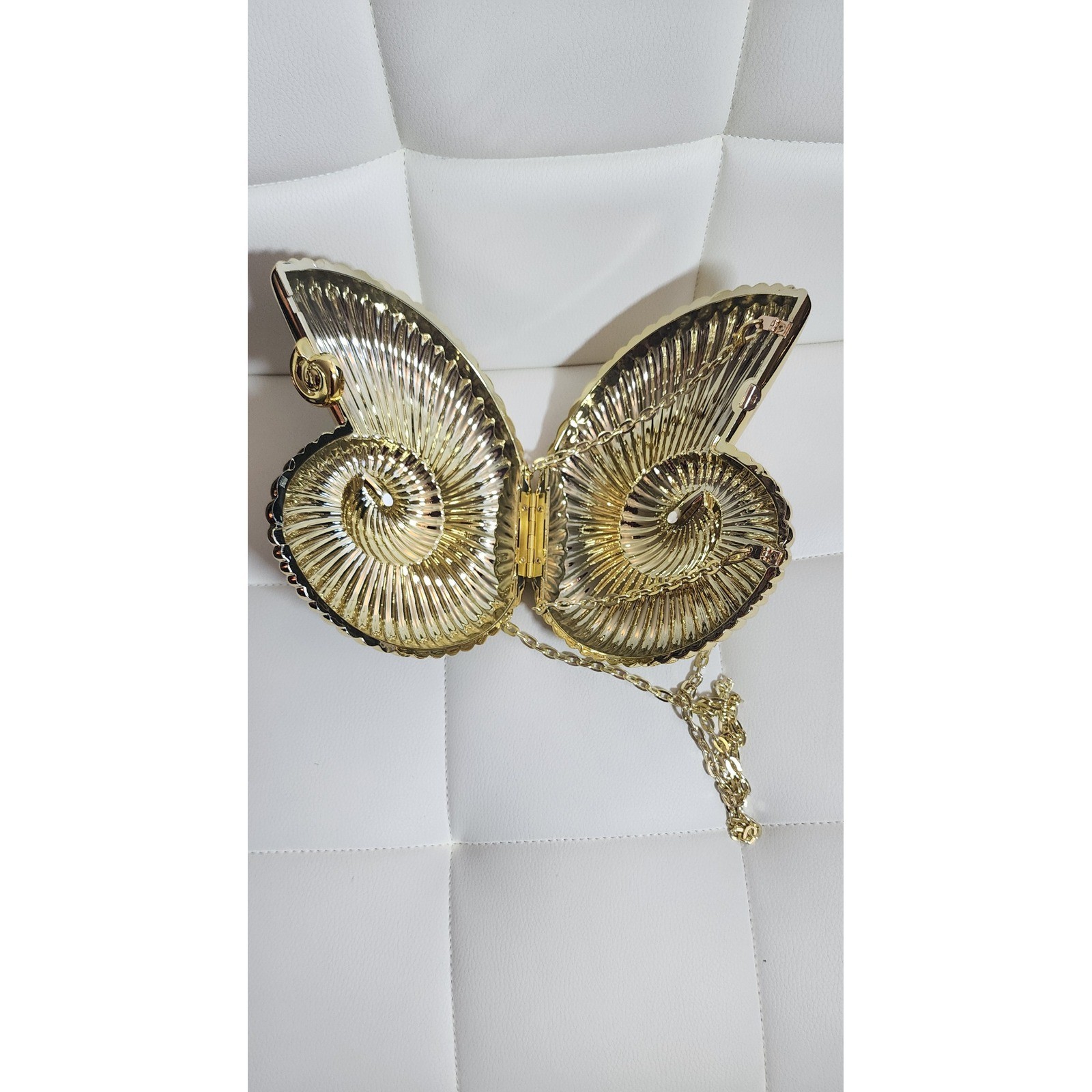 Gold Nautilus Seashell Hard Shell Clutch Crossbody Bag Evening Minaudiere