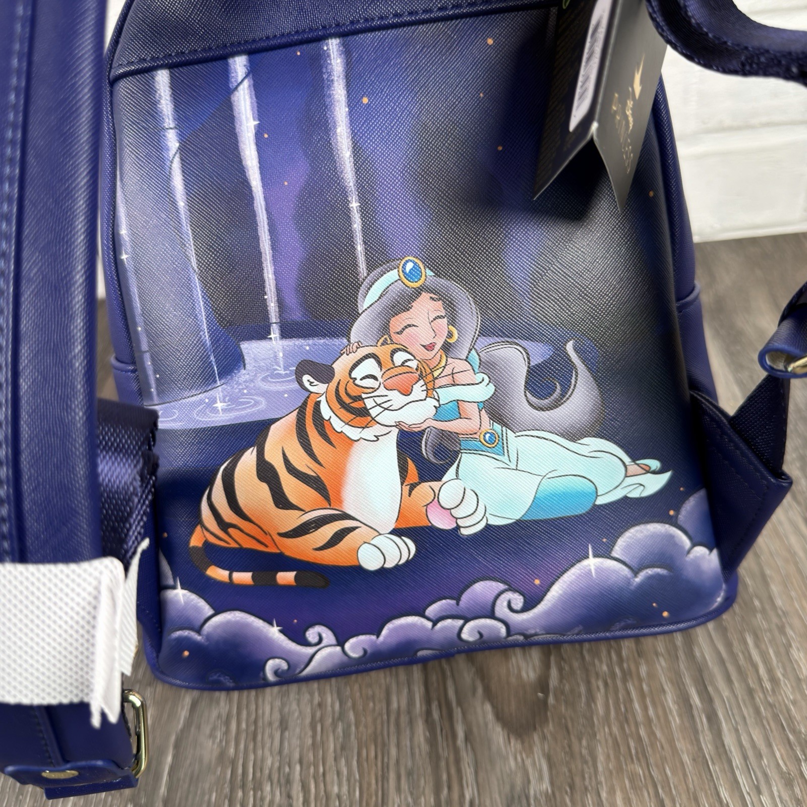 Loungefly Disney Aladdin Princess Jasmine Castle Mini Backpack Lamp 2021 NWT