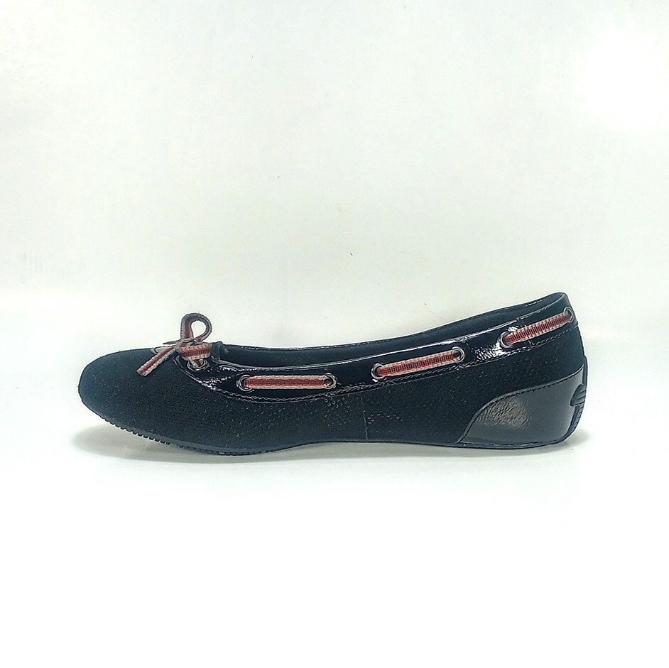 Skechers Womens 6.5 Black Perforated Leather And Synthetic Upper Slip On Flats