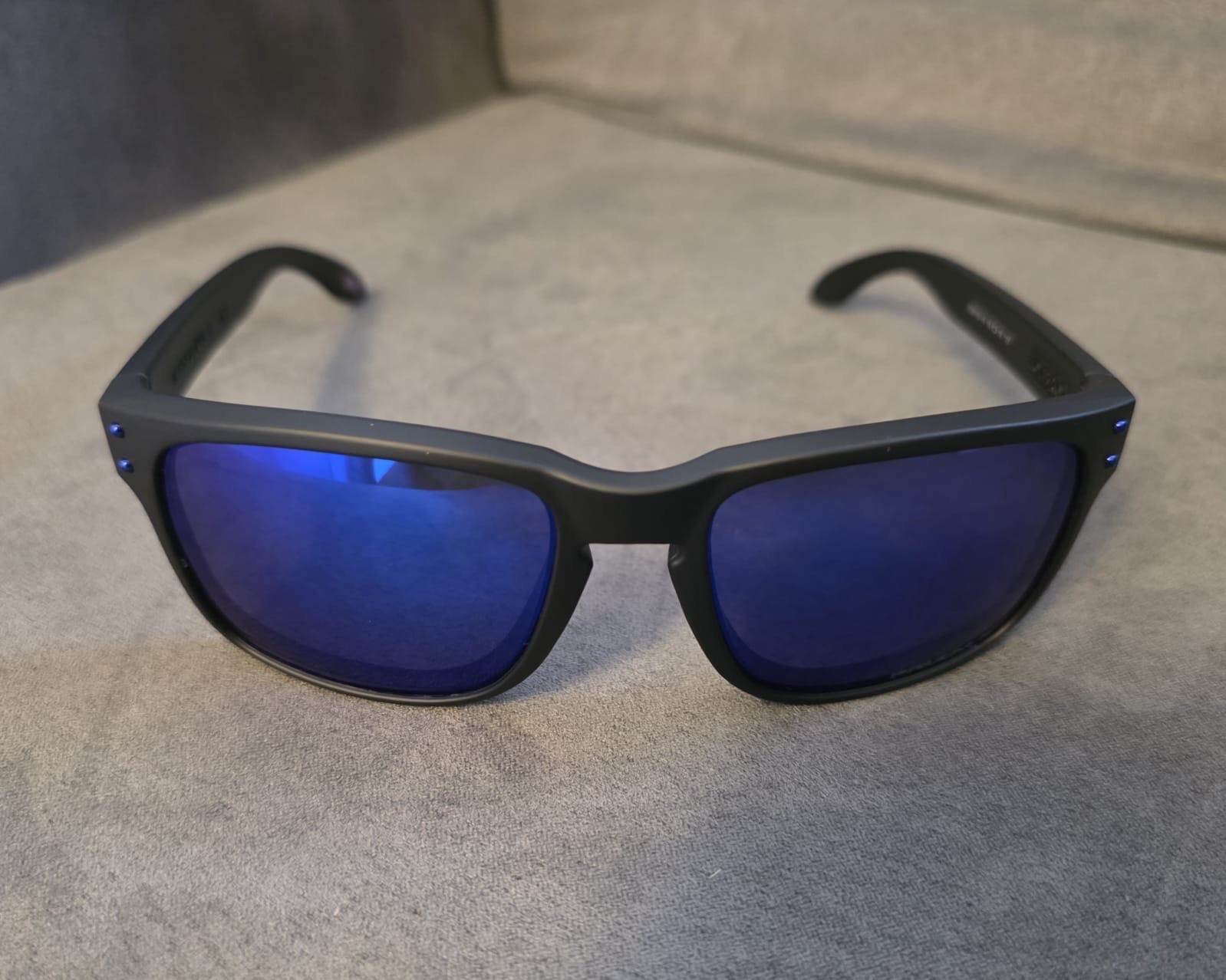 oakley black sunglasses