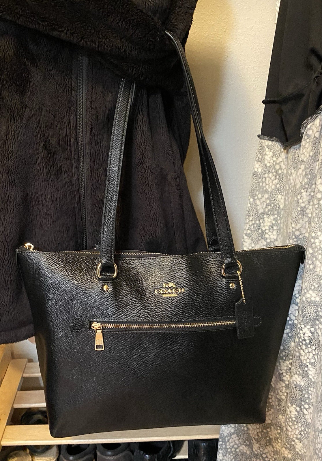 Coach F79608 Gallery Tote In Black Crossgrain Leather