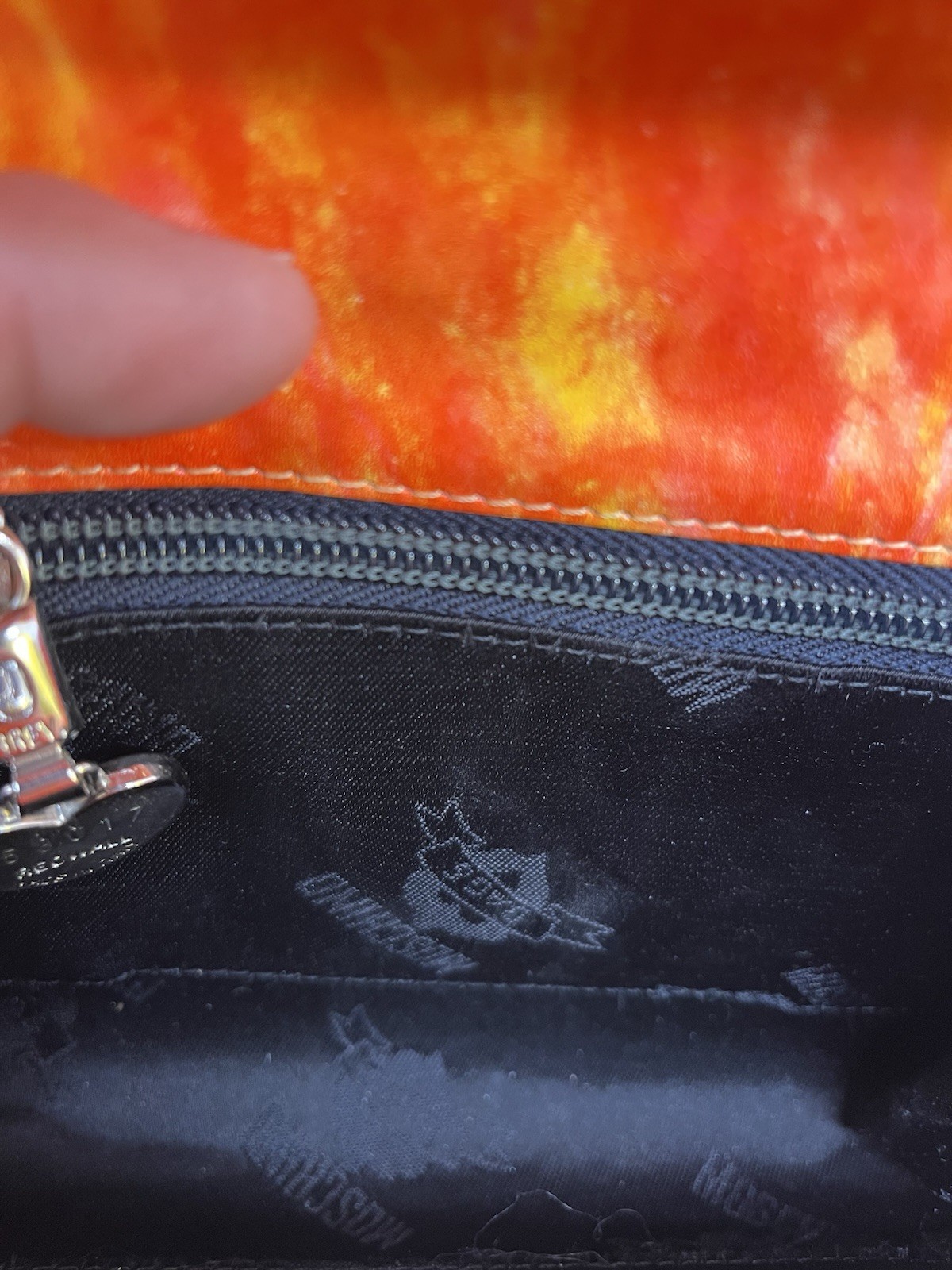 Vintage MOSCHINO Redwall FLAMES / FIRE Shoulder Handbag Clutch Made in Italy
