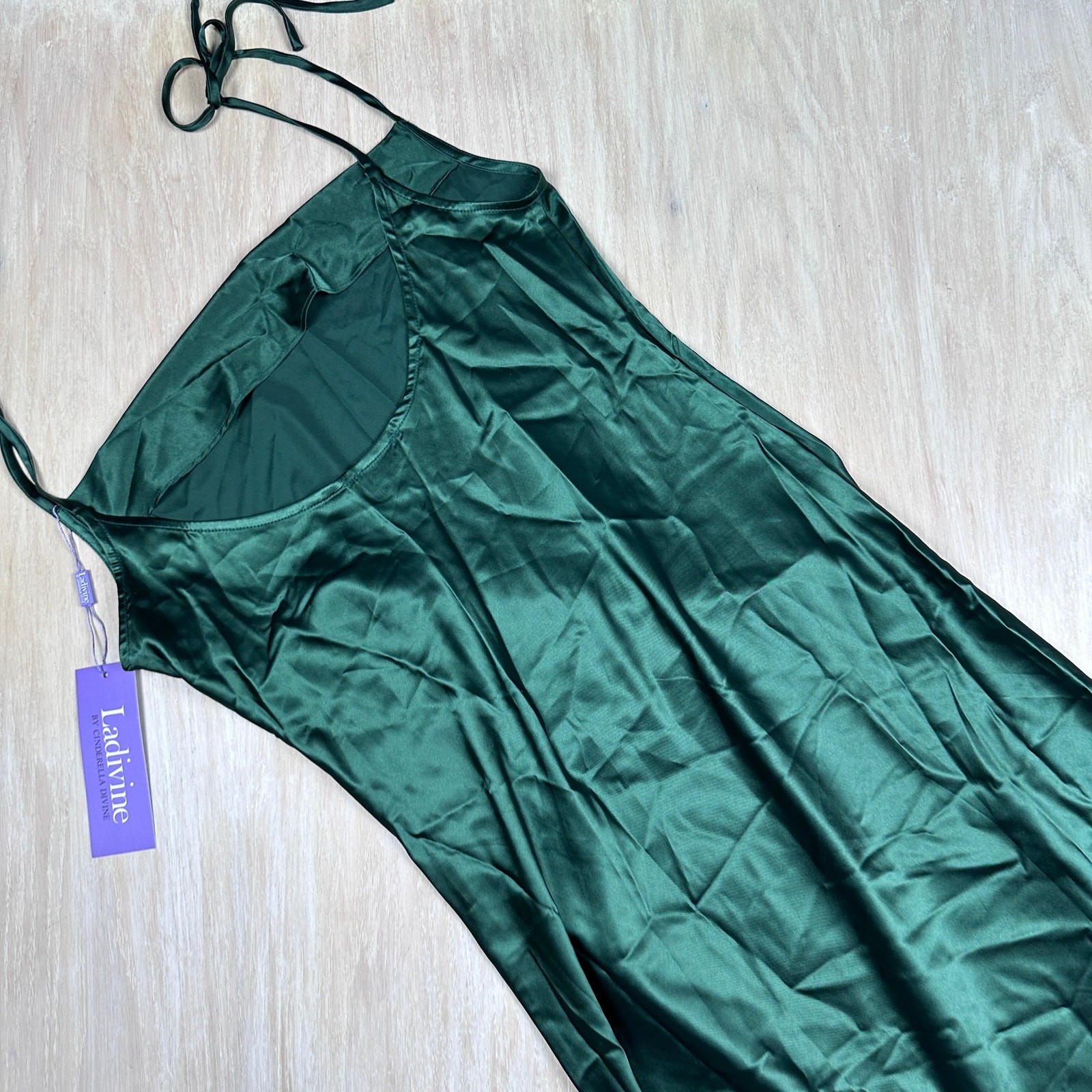 NWT Ladivine by Cinderella Divine Emerald Slim Fit Satin Elegant Midi Dress XL