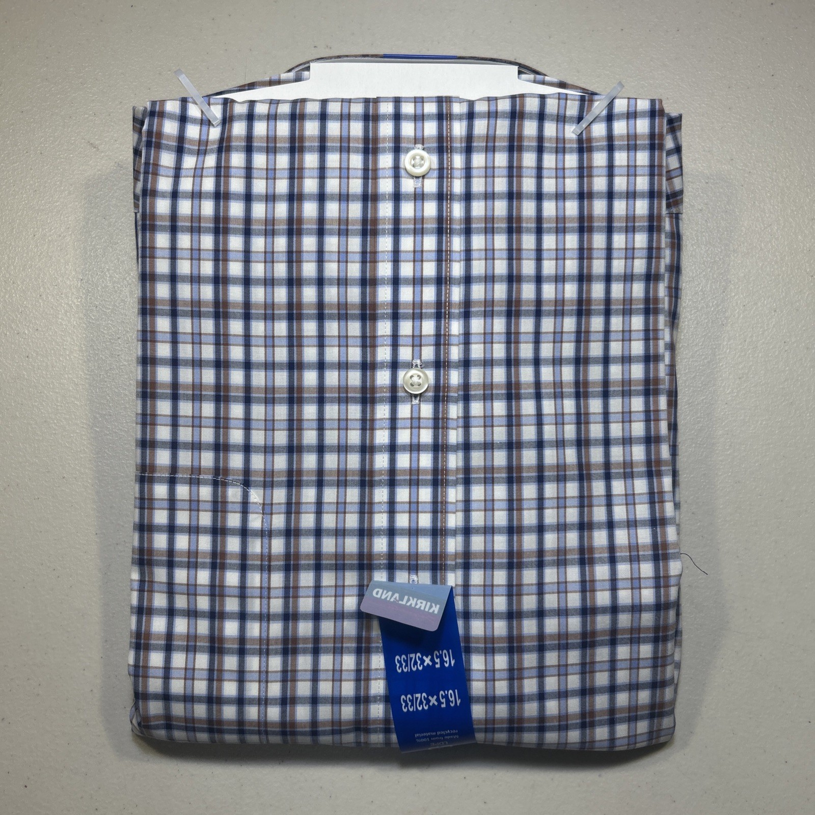 Kirkland Signature Men’s Traditional Fit Non-Iron Dress Shirt | 16.5 x 32/33
