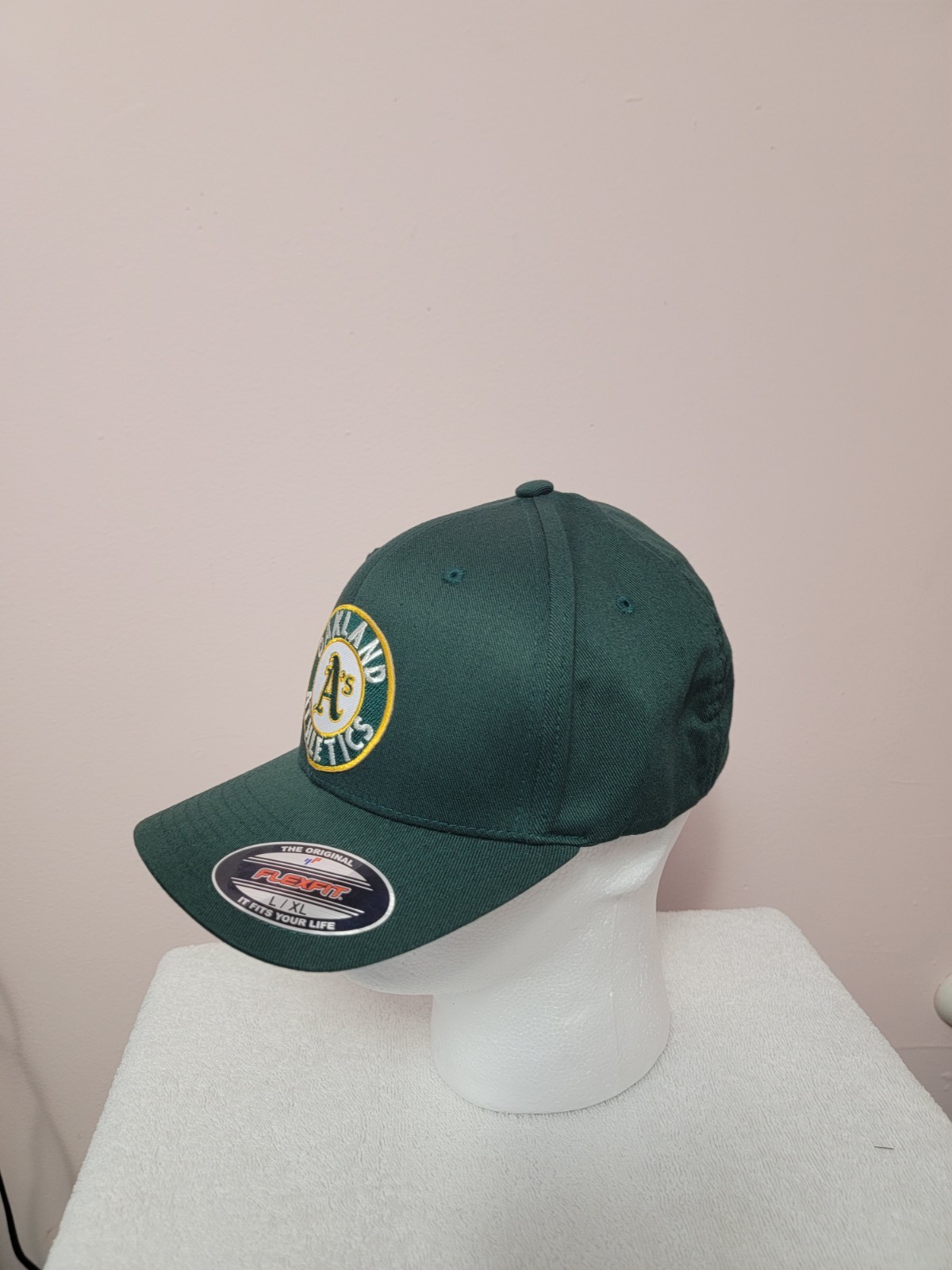 Oakland Athletics Flex Fit Hat