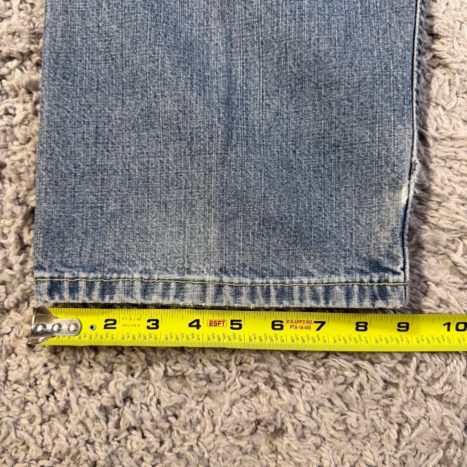 Y2K Levi’s SilverTab Relaxed Fit blue jeans Size 34×30