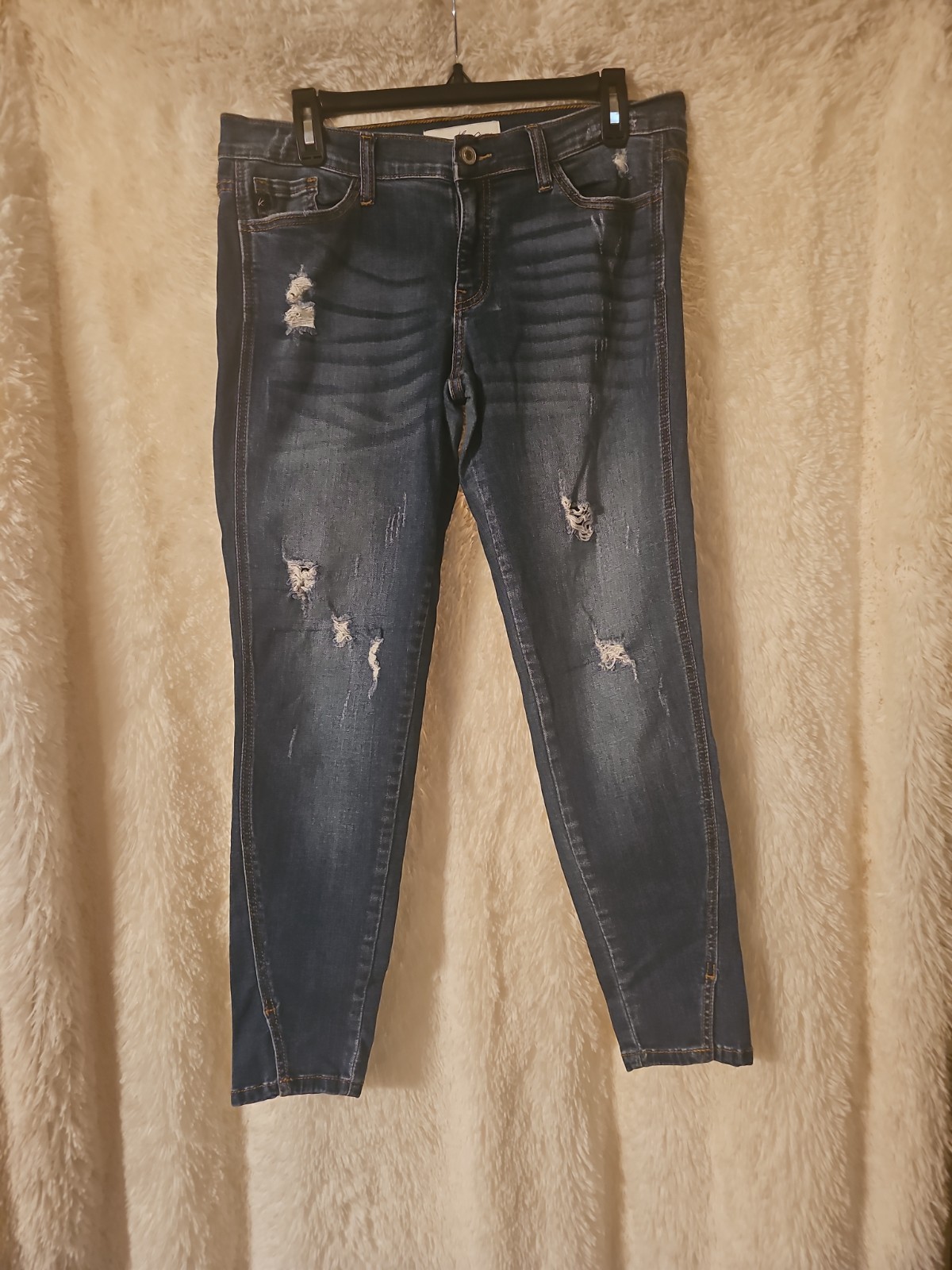 KanCan Skinny Distressed Jeans Size 11/29