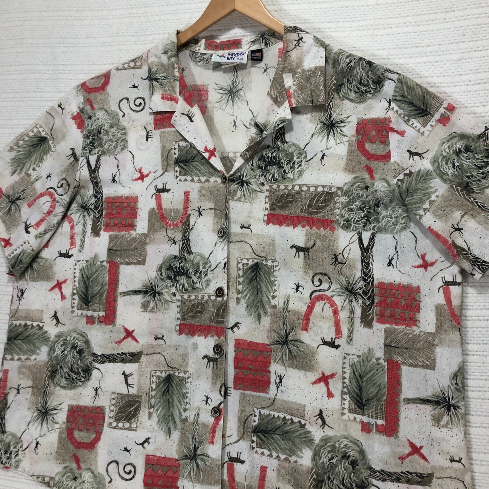 Paradise Bay Plus Button Up Shirt Short Sleeve Abstract Print Top Size 5X