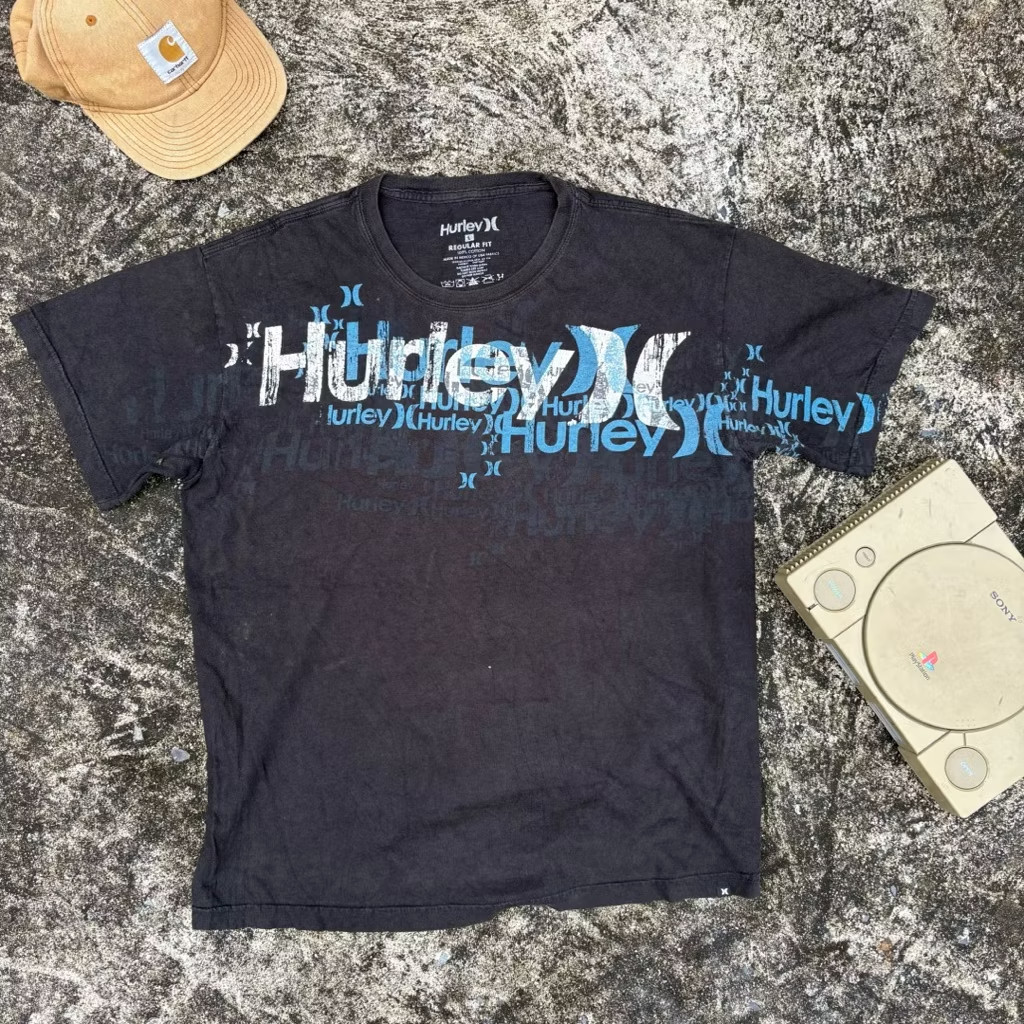 Vintage Hurley Surf Skate T-Shirt Black Blue Logo Graphic Men’s Size L Chest 44