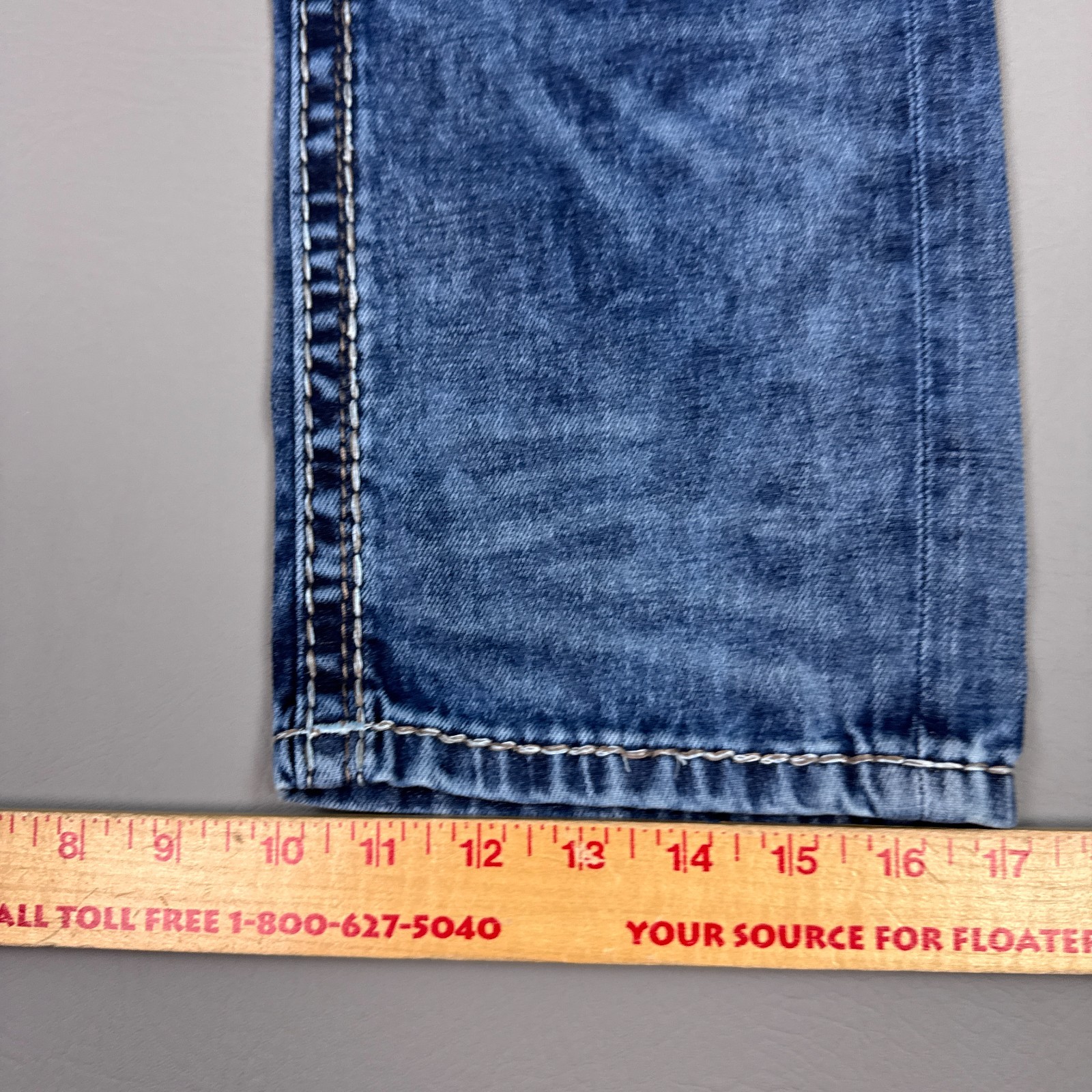 Rock Revival Jeans Mens 32×32 Blue Geras Denim Pants Embroidery Faded Stretch
