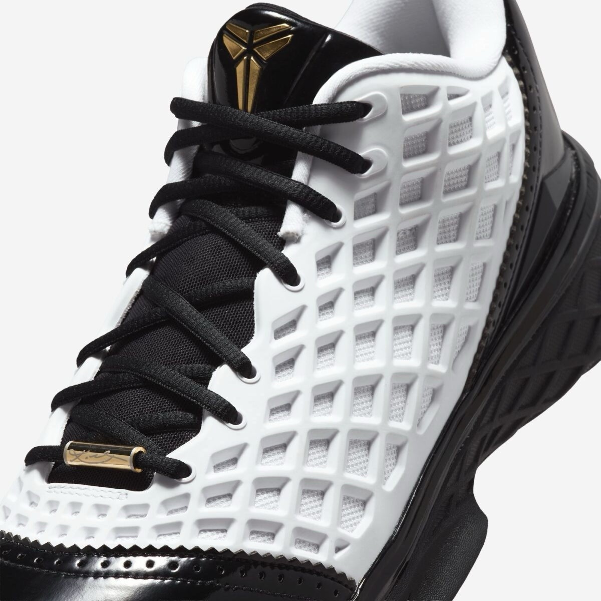 Men’s Size 12 -Nike Kobe 3 Low Protro “Mambacita” Basketball Shoes IQ3916-100