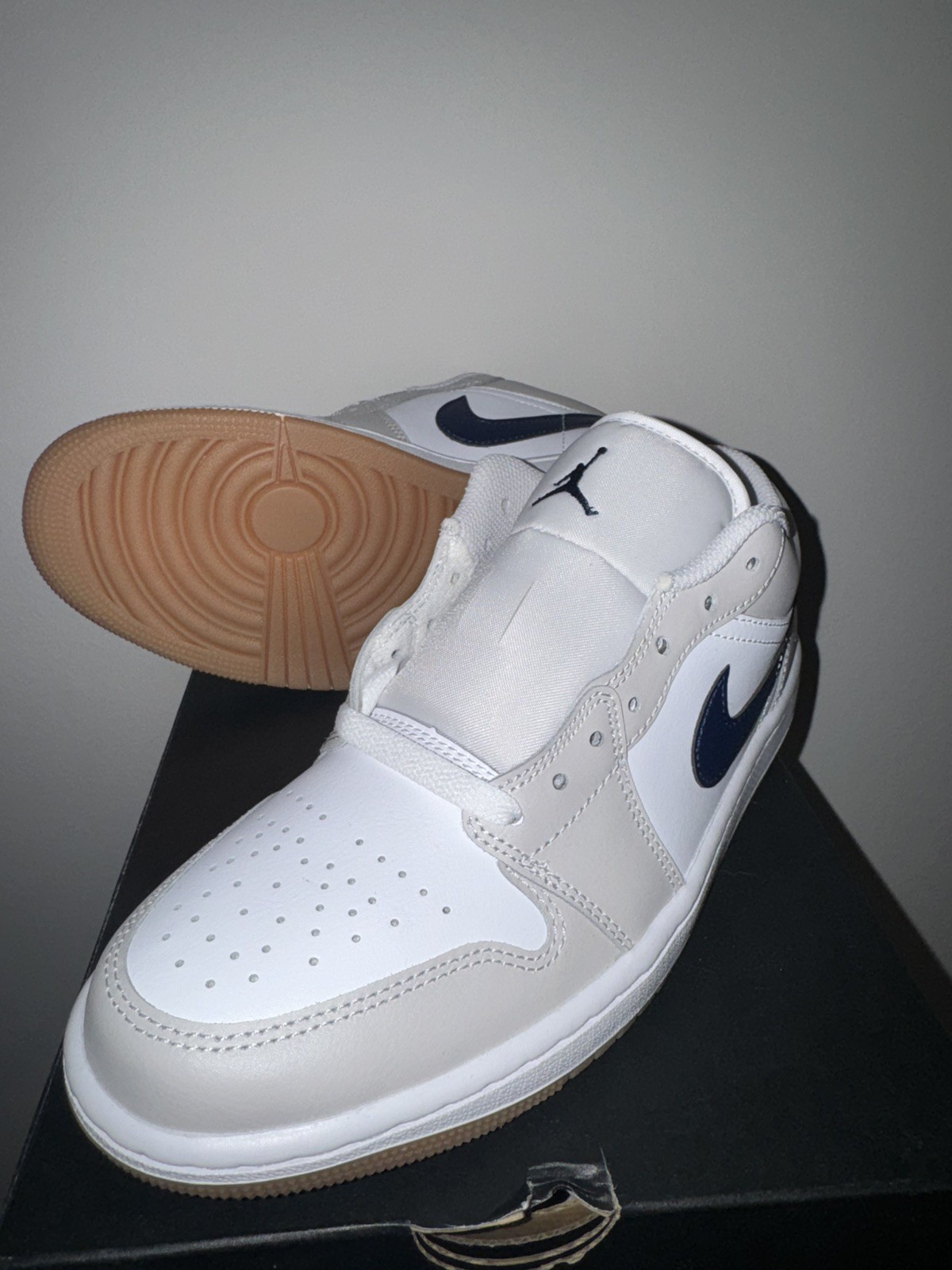 Nike Air Jordan 1 Low Georgetown Smoke Grey 553558-146 Men’s Shoes NEW