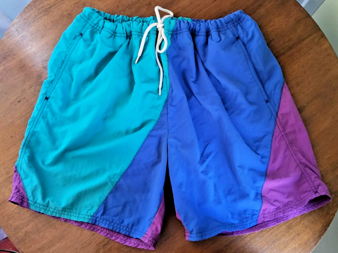 VTG 1990s COLOR BLOCK SWIM SURF SHORTS. BOARD TRUNKS. POCKETS. Blue Teal Purple.