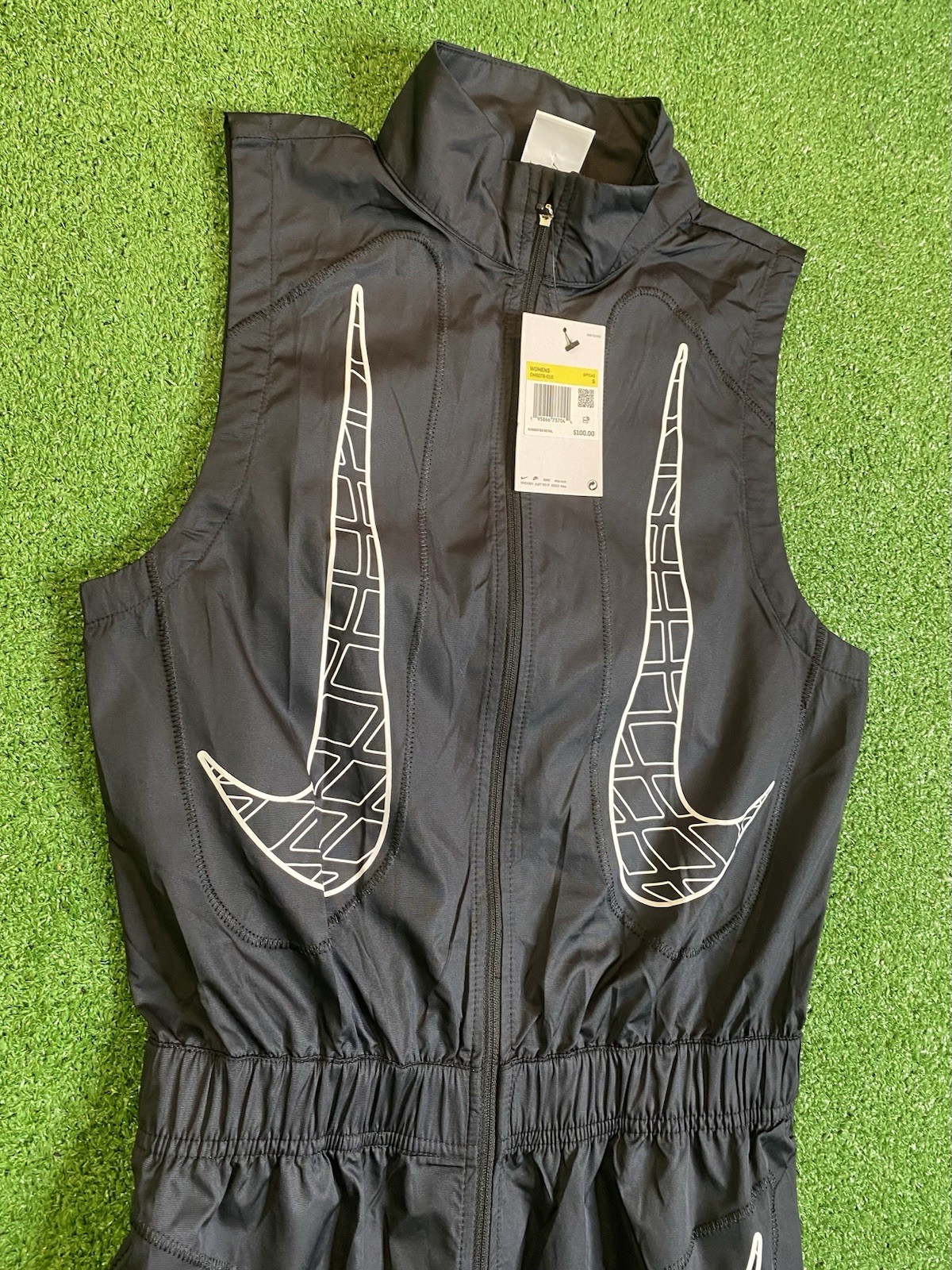 Nike Sportswear Air Max Day Jumpsuit Womans Small DM6078-100 Black Brand New NWT