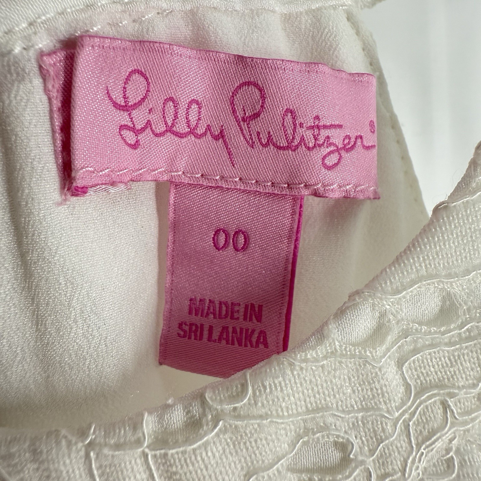 Lilly Pulitzer Edona Romper Womens Size 00 White Lace Ruffle Sleeveless Lined