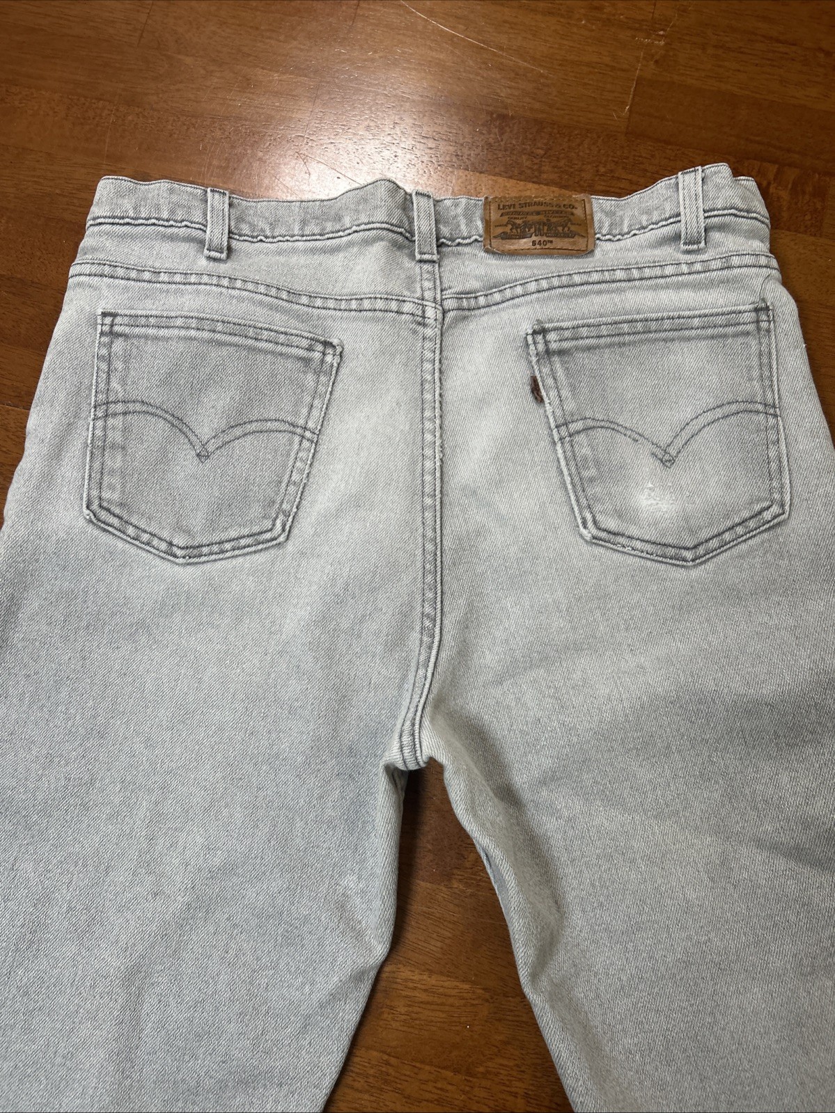 Vintage Levi’s 540 Jeans Men’s Size 36×30 Gray Flex Denim Brown Tab 90s