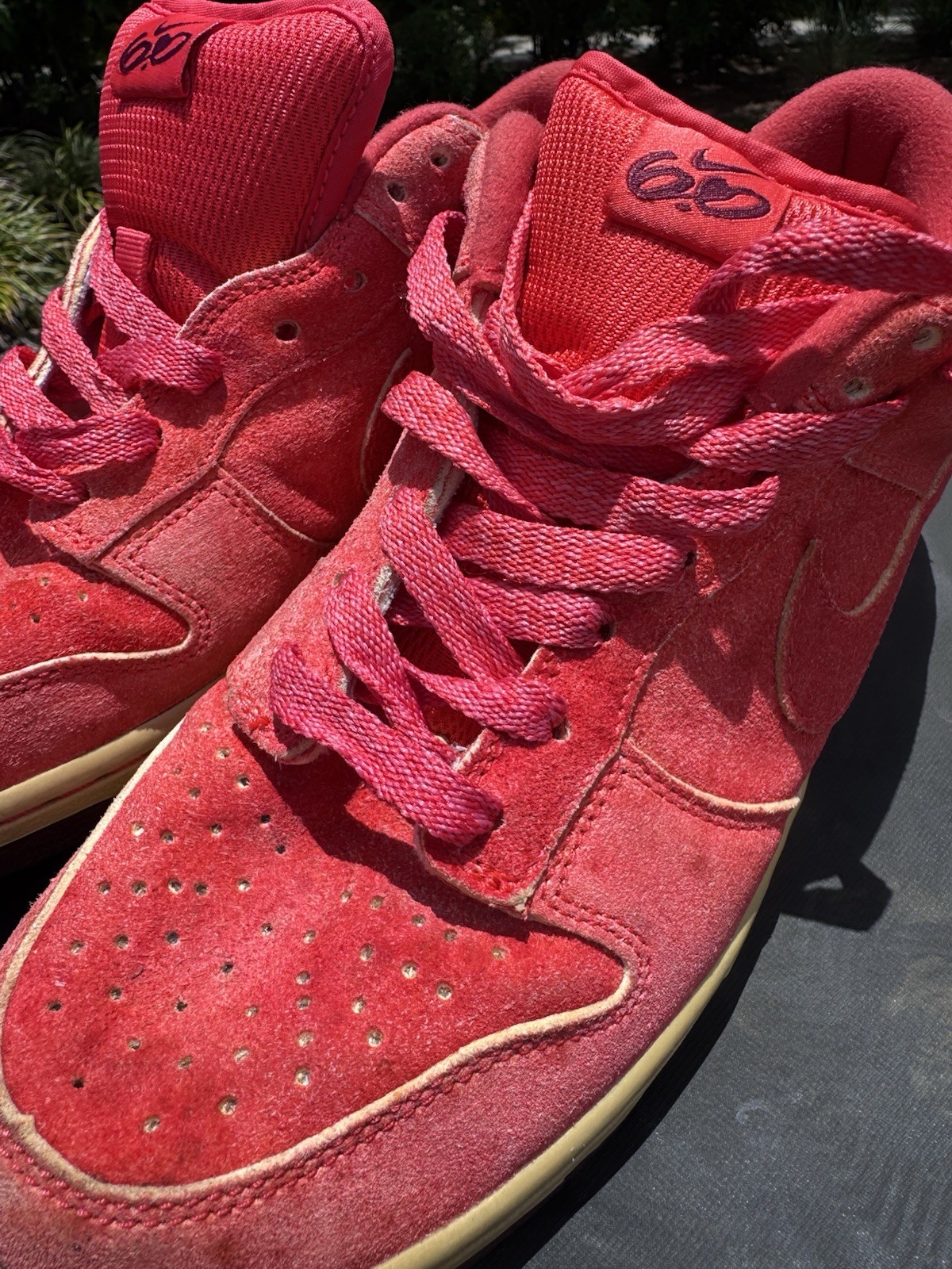 Nike Dunk Low 6.0 Red Suede 314141-614 Women’s 9.5 / Men’s 8 Vintage Skate