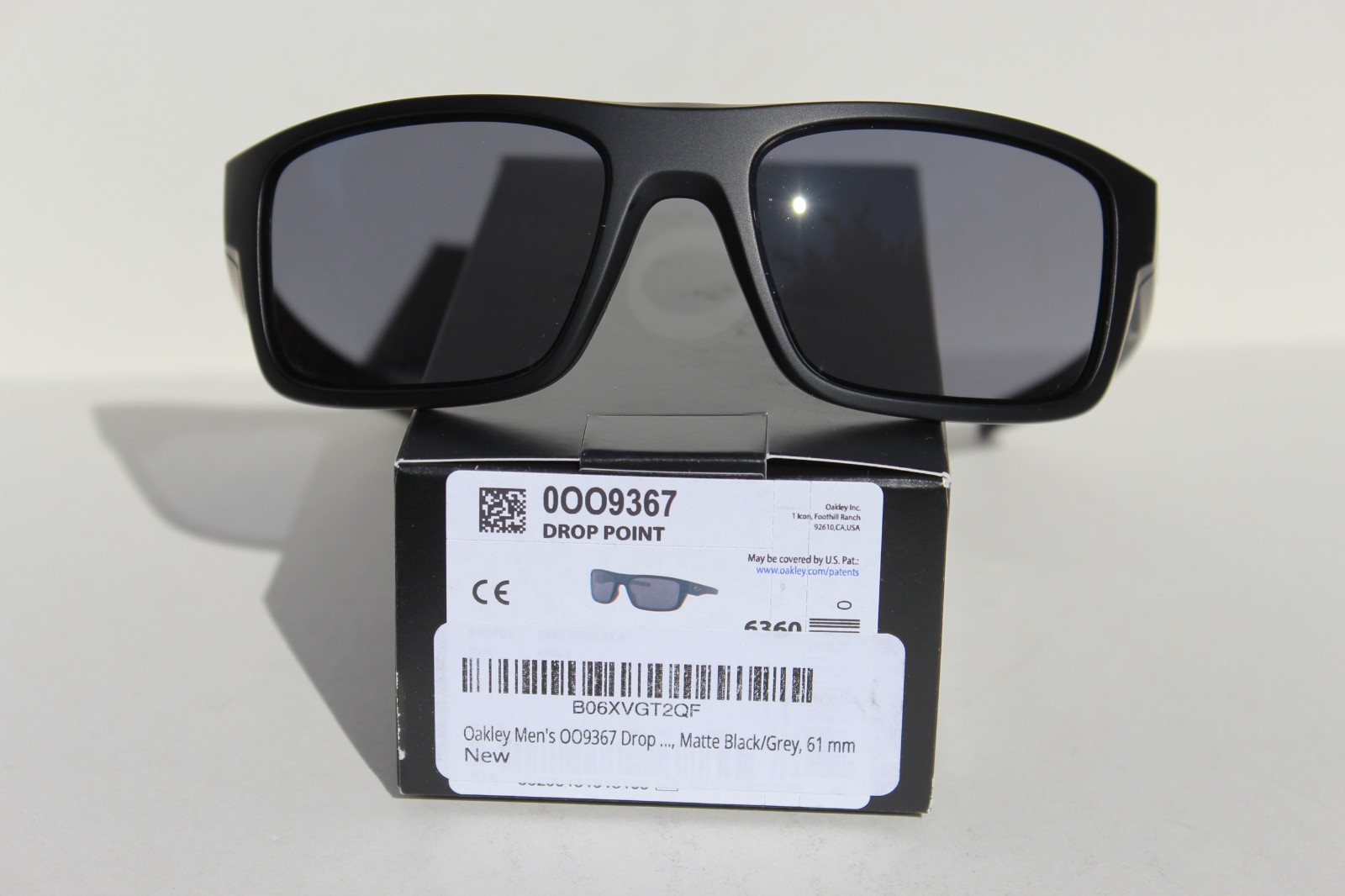 OAKLEY Drop Point Sunglasses Matte Black/Grey OO9367-01 NEW