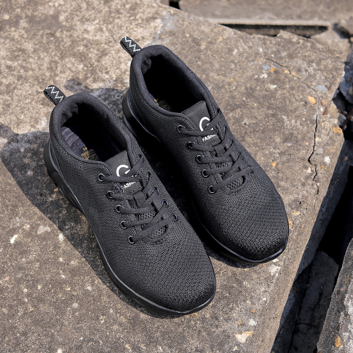 Men’s Safety Work Shoes Breathable Puncture Boots Anti Slip Indestructible Shoes