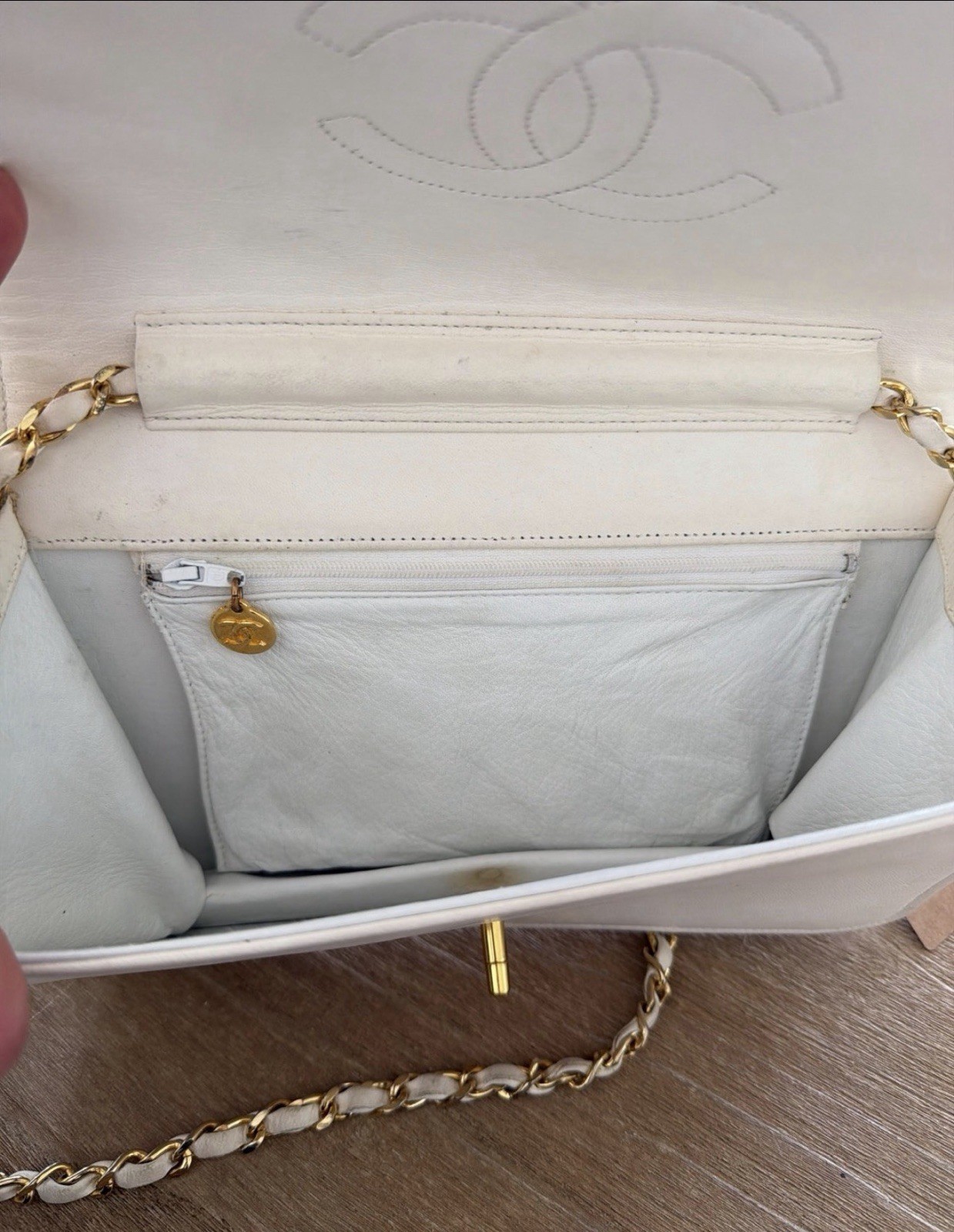 Authentic Chanel White Quilted Small Classic Flap Chain Shoulder Bag Gold CC