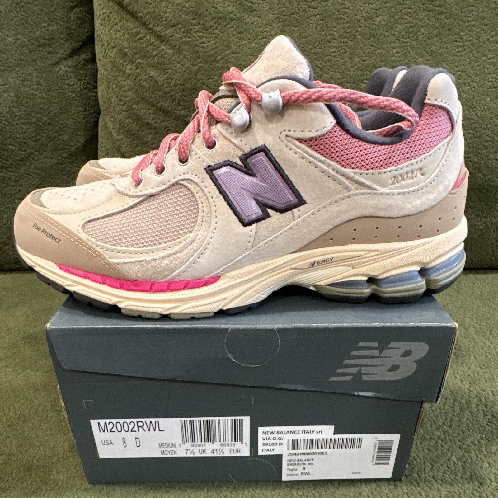 New Balance 2002R Hiking Pack Low Top Suede Sneakers Beige Pink Purple