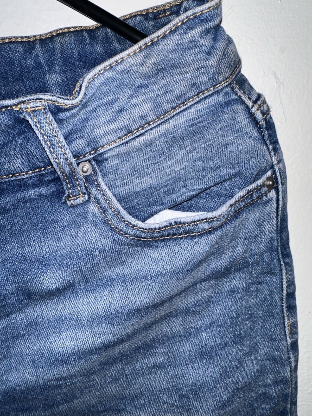 Time & True Women’s Blue Bootcut Jeans, Size 10 Reg Stretch Denim Wide Legs