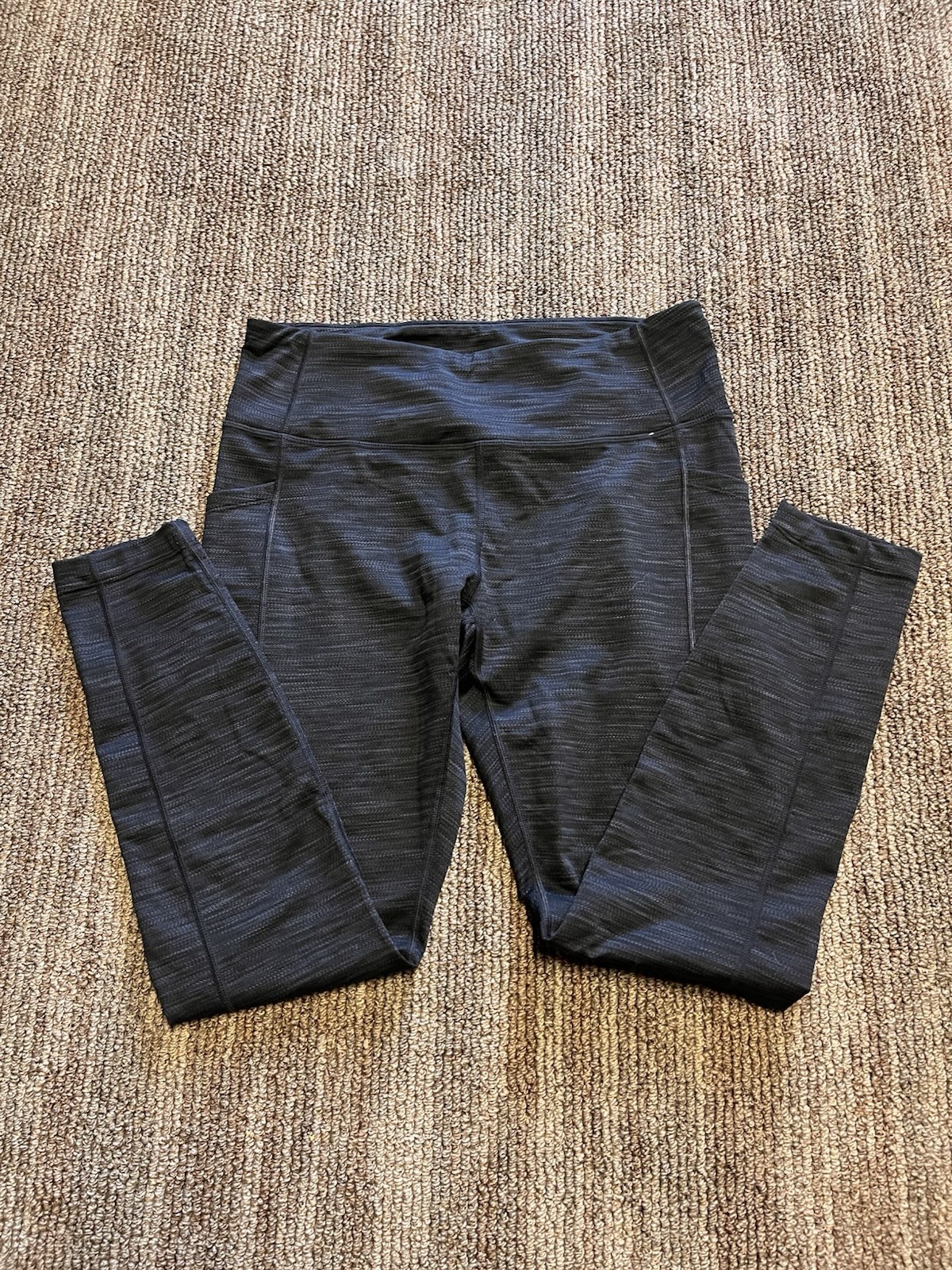 Mondetta black leggings with pockets Size L #activewear #leggings