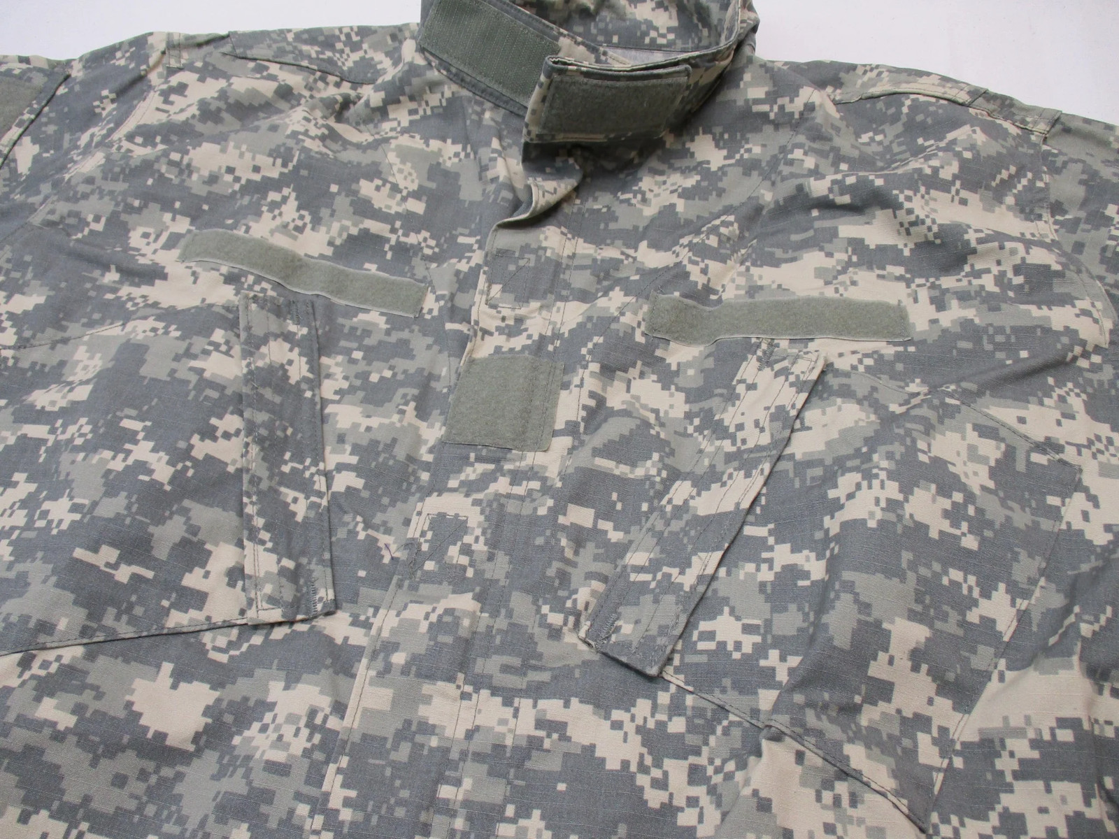USED ARMY COAT ACU DIGITAL COMBAT UNIFORM SHIRT 50/50 MATERIAL UCP JACKET TOP