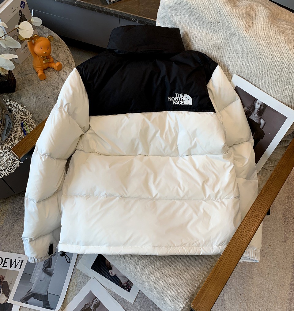 The North Face 1996 Eco Nuptse Jacket Men’s White/Black ✨
