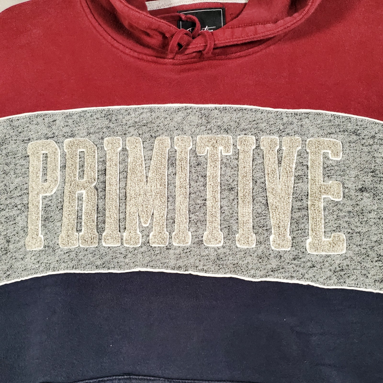 Primitive Apparel Hoodie Mens M Red Gray Blue Colorblock Stitched Logo Skater