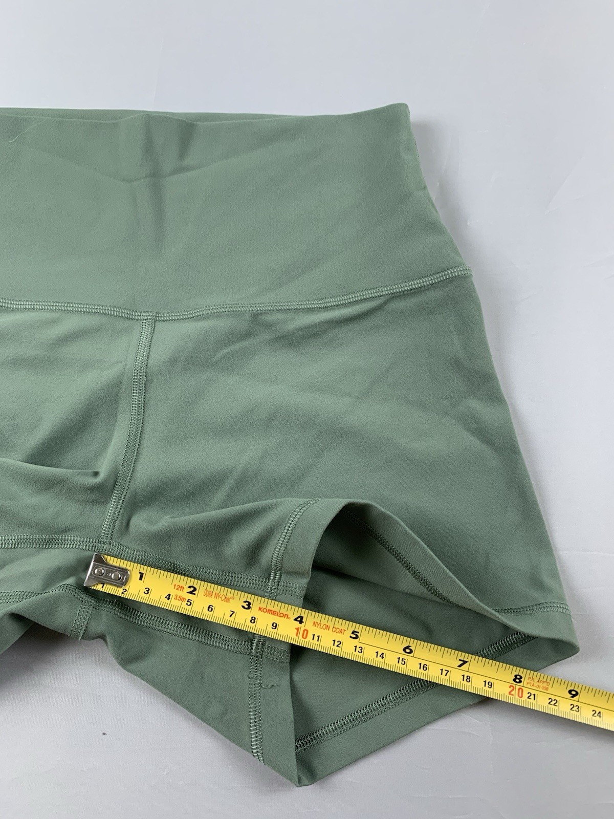 Lululemon Align Short 4” Inseam Size 6