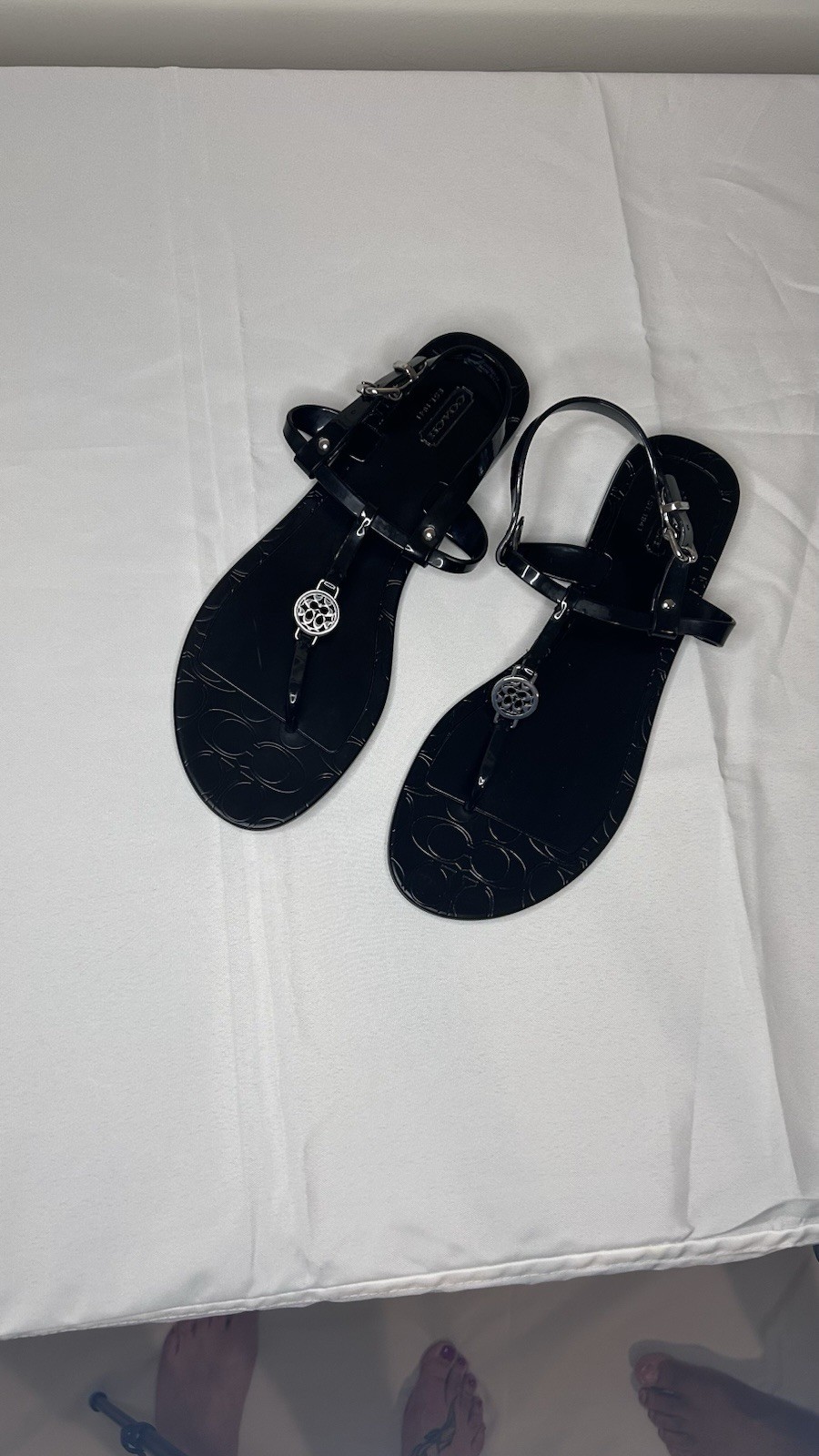 Coach Womens Pansy Sandals Size 10 Black Jelly T-Strap Thong Slingback Medallion