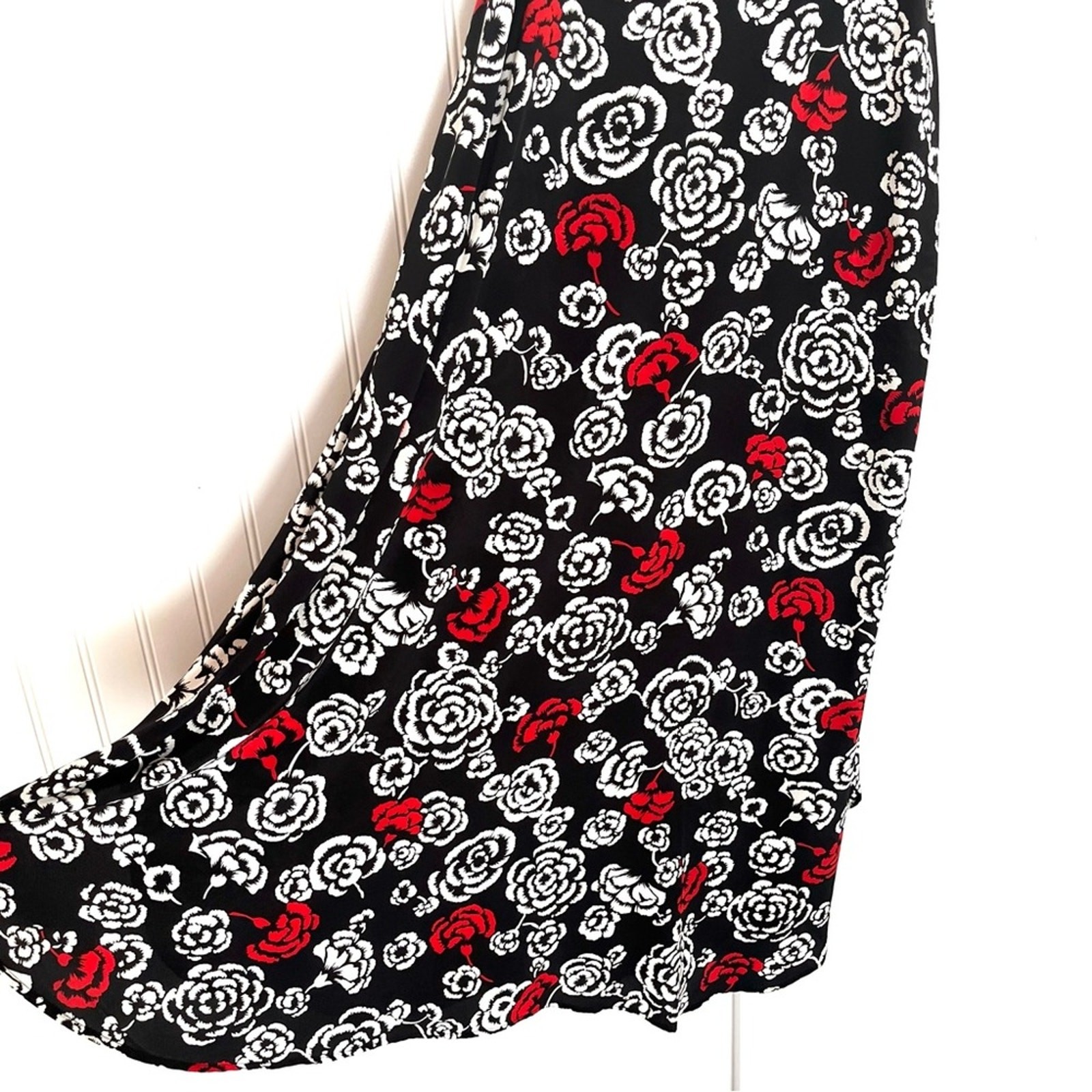 Vintage Black White and Red Nightgown and Robe Set Kimono Floral Peignor Sexy