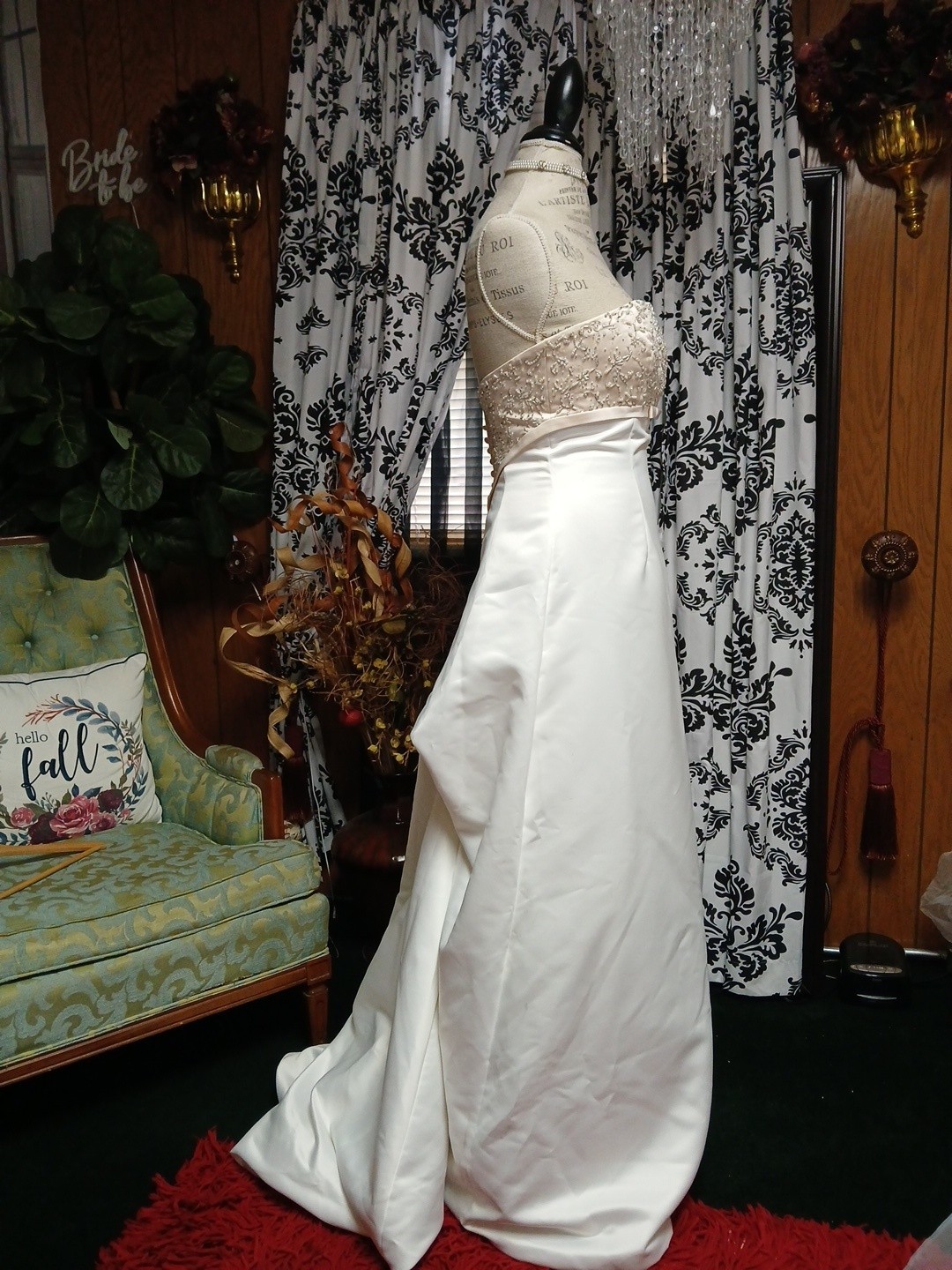 Mori Lee Ivory And Champagne Wedding Dress With Embellished Bodice Size 6
