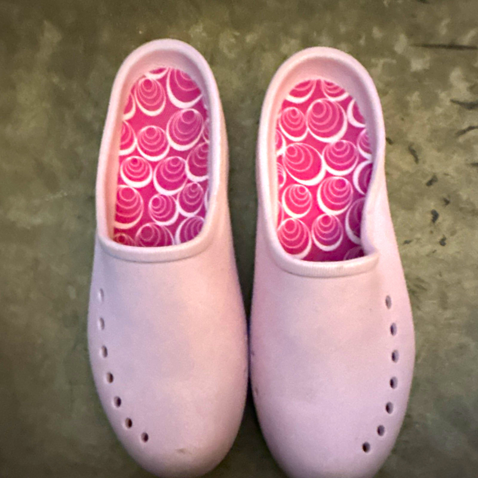 Crocs at Work Classic Women’s US 10 Pink Slip On Clog Slippers Closed Toe