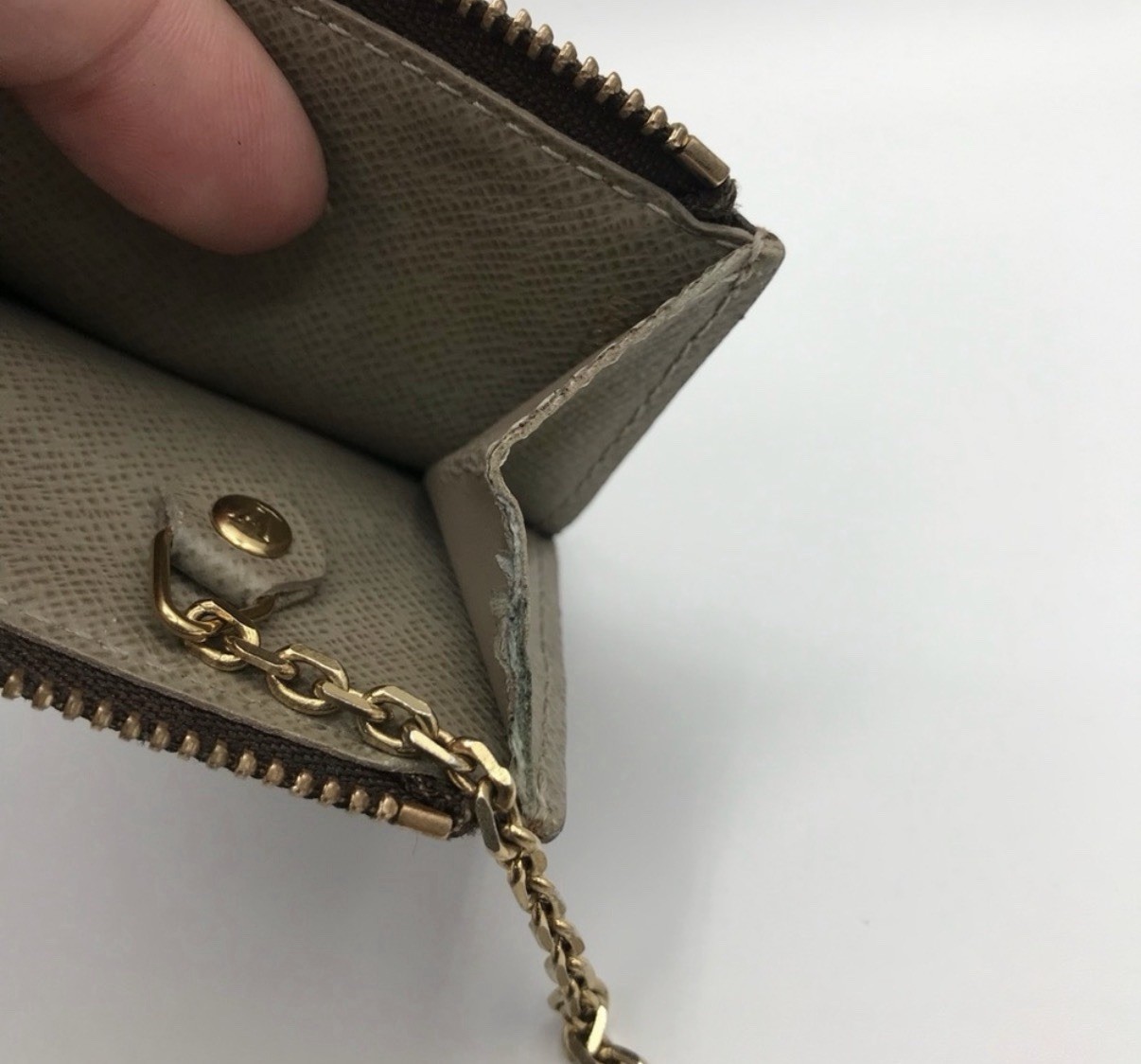 Auth Damier Ebene Cle Label Collection Label Print Coin Case