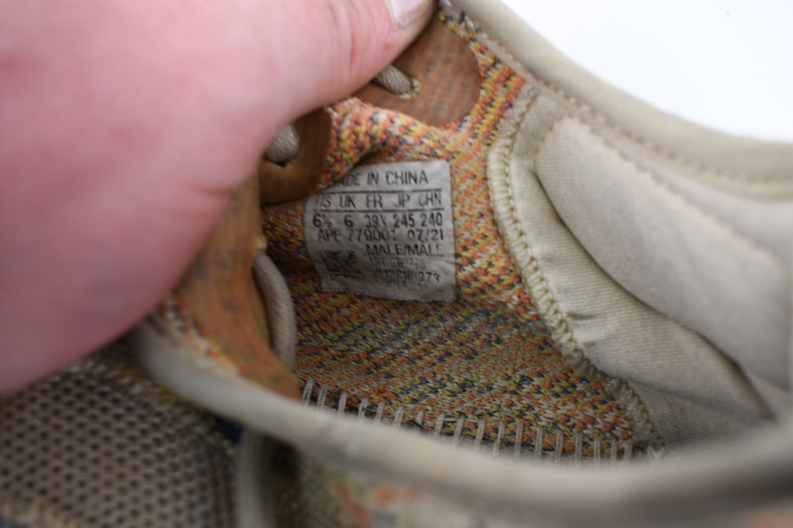 Size 6.5 – adidas Yeezy Boost 350 V2 Low MX Oat Mens Sneakers