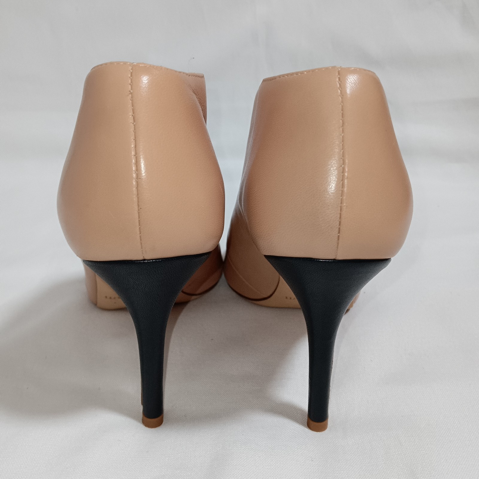 Claudia Ciuti Plunge-vamp Peep-toe Booties Beige Leather Heels Sz 8.5 Made Italy