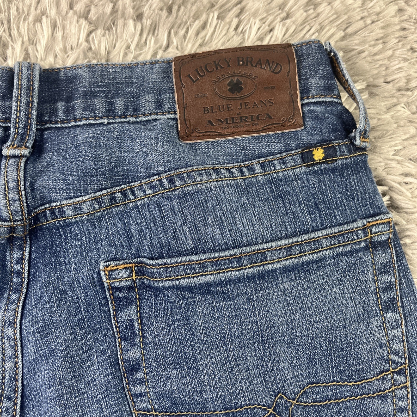 Lucky Brand Mens Jeans 221 Original Straight 32×32 Blue Denim 5 Pocket