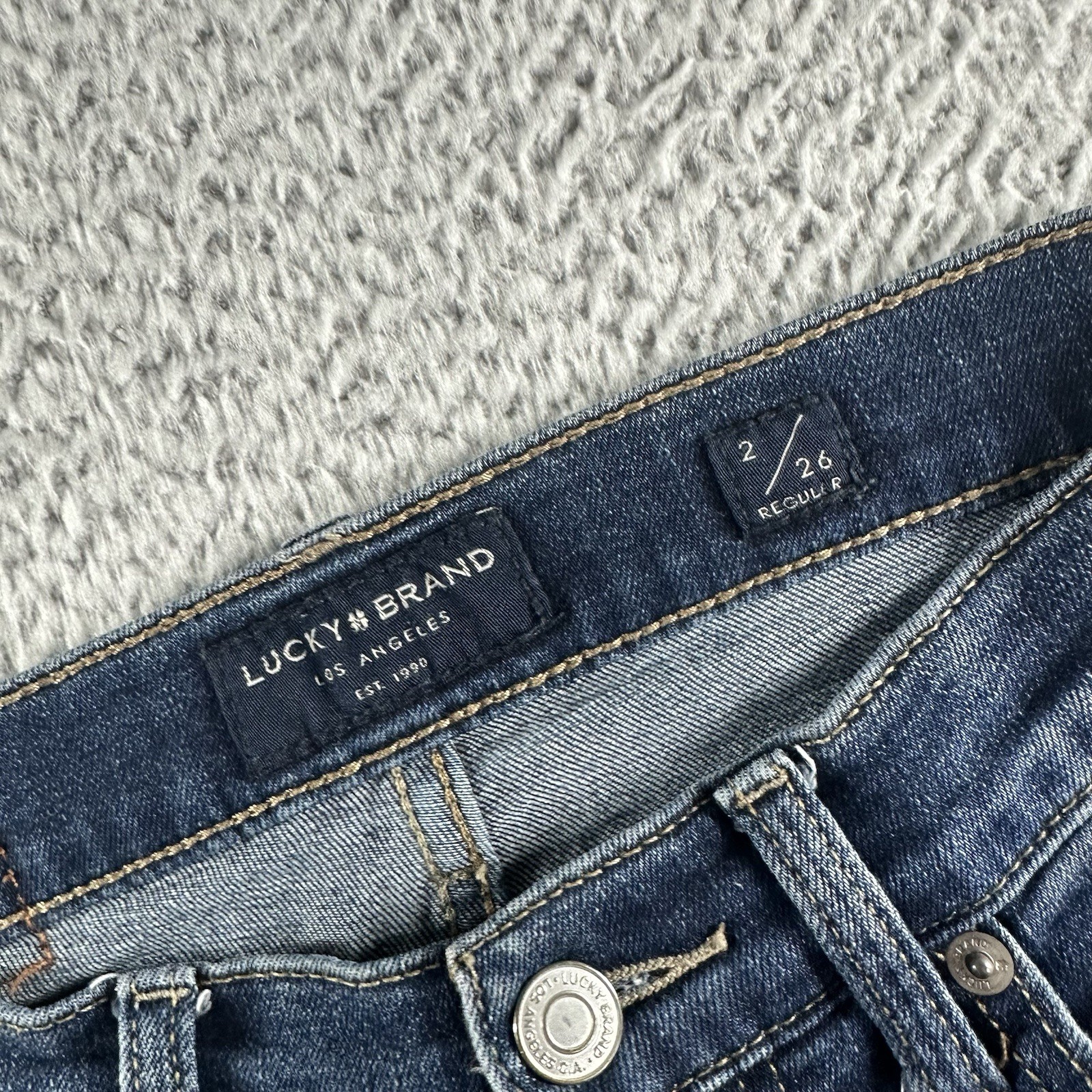 Lucky Brand Jeans Womens 2 26R Mid Rise Skinny Ava Dark Wash Knee Fade