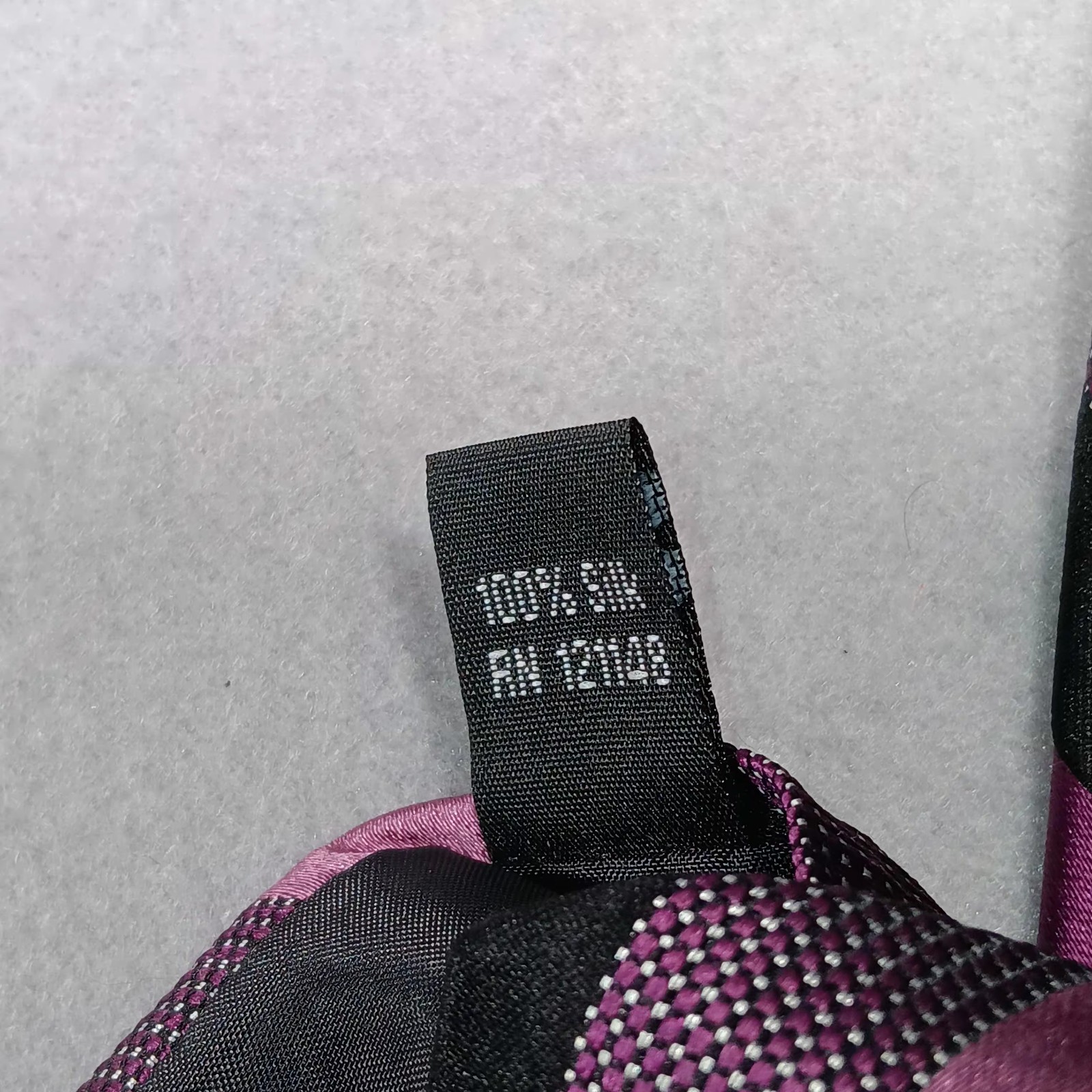 New MICHAEL KORS 100% Silk Tie Purple Striped Event Office Classic Preppy Retro