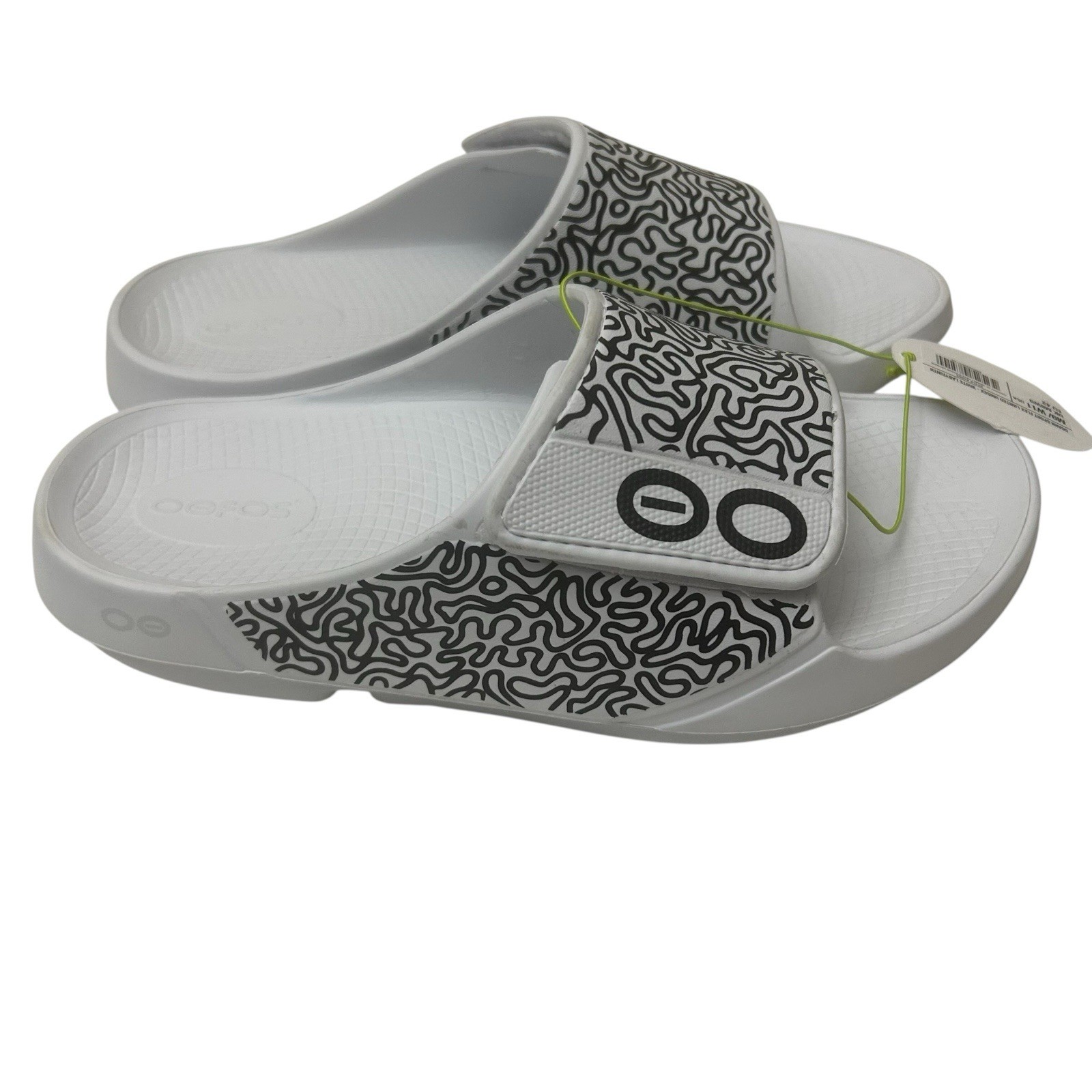 Ooahh Sports Flex Limited Unisex- White Labyrinth Men’s Size 9 Women’s 11 Slides