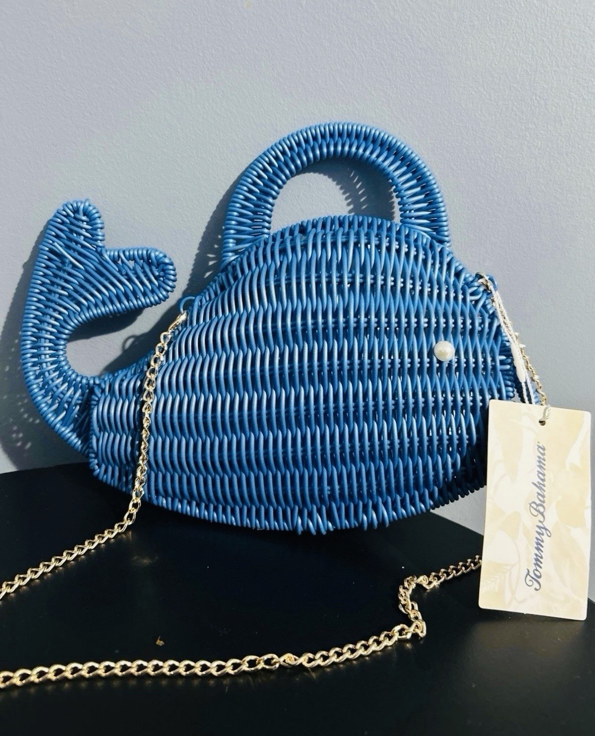 💙NWT Tommy Bahama Viral Blue Wicker Fish Crossbody Bag HTF!!!