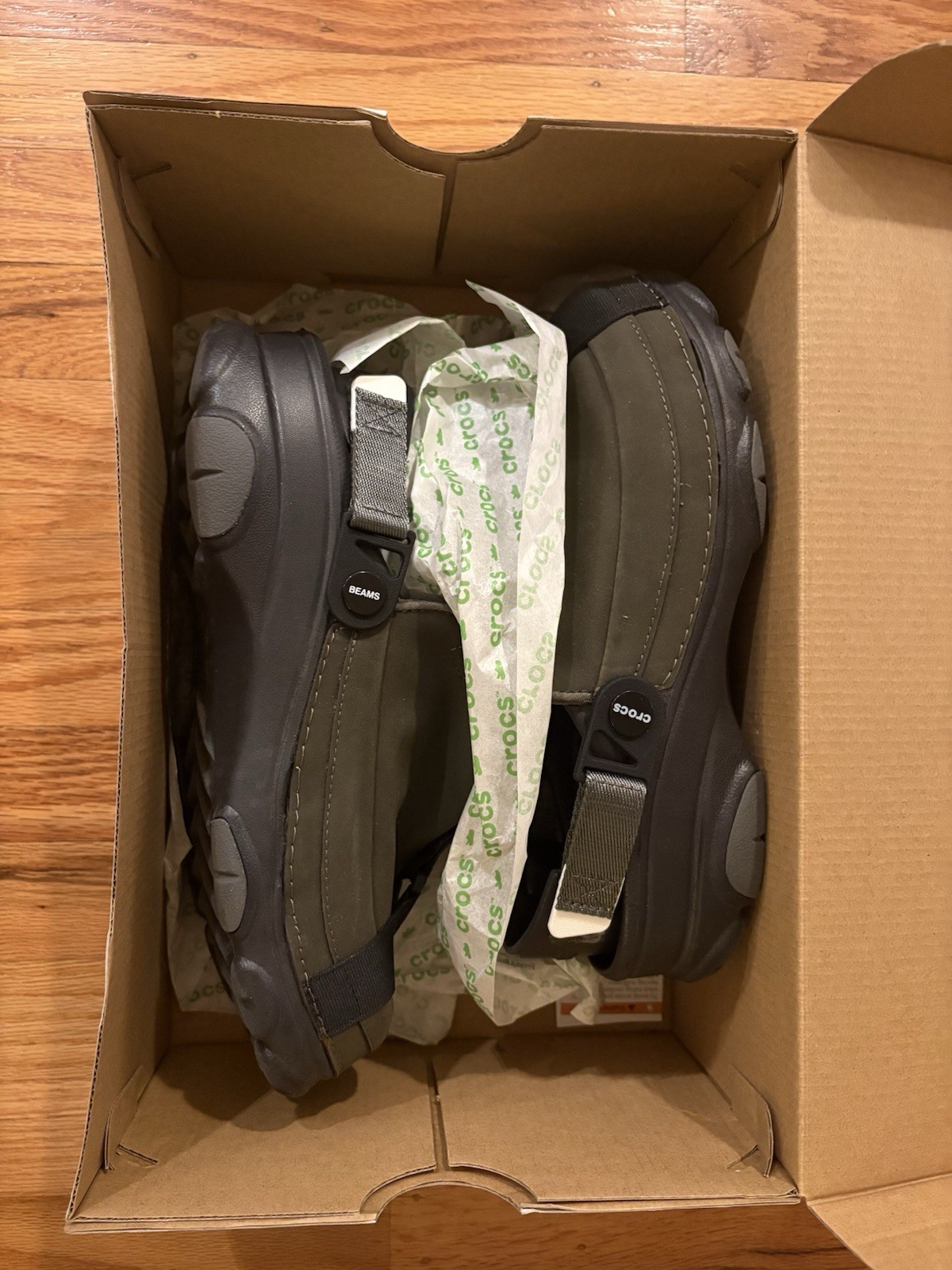 BEAMS x Crocs Technical Cobra Buckle Clog Size M8 W10 In Olive