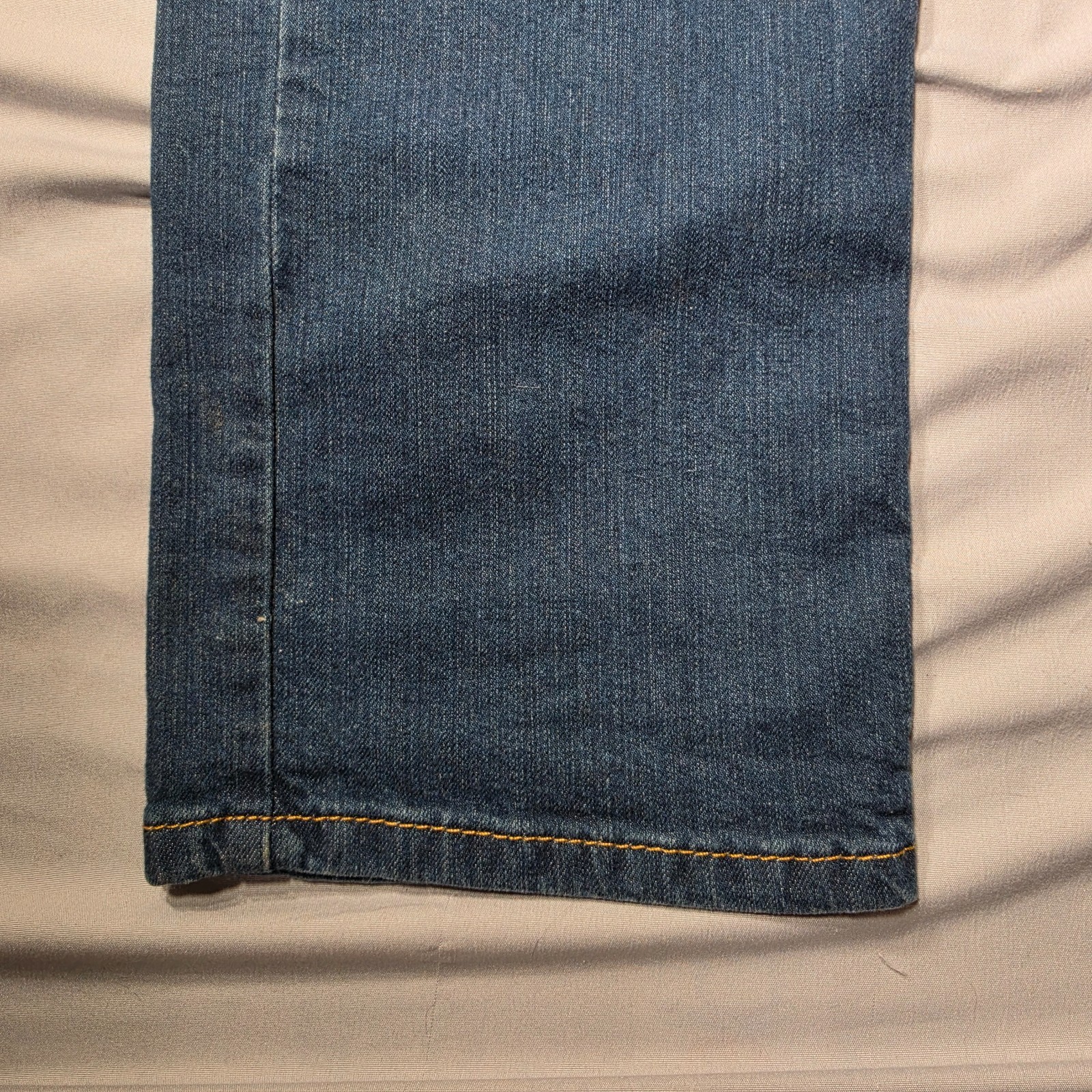 Levi’s 513 Mens 34×30 Slim Straight Jeans Medium Wash Blue Stretch Denim Jean