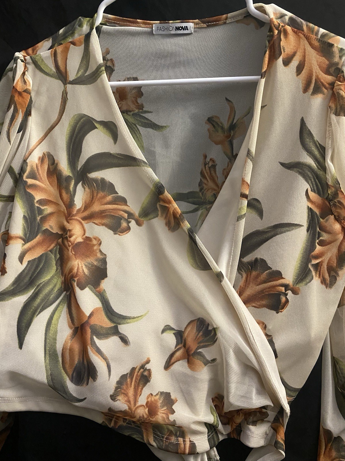 Fashion Nova Plus 1X White Floral Wrap V-Neck Tie Front Long Sleeve Blouse